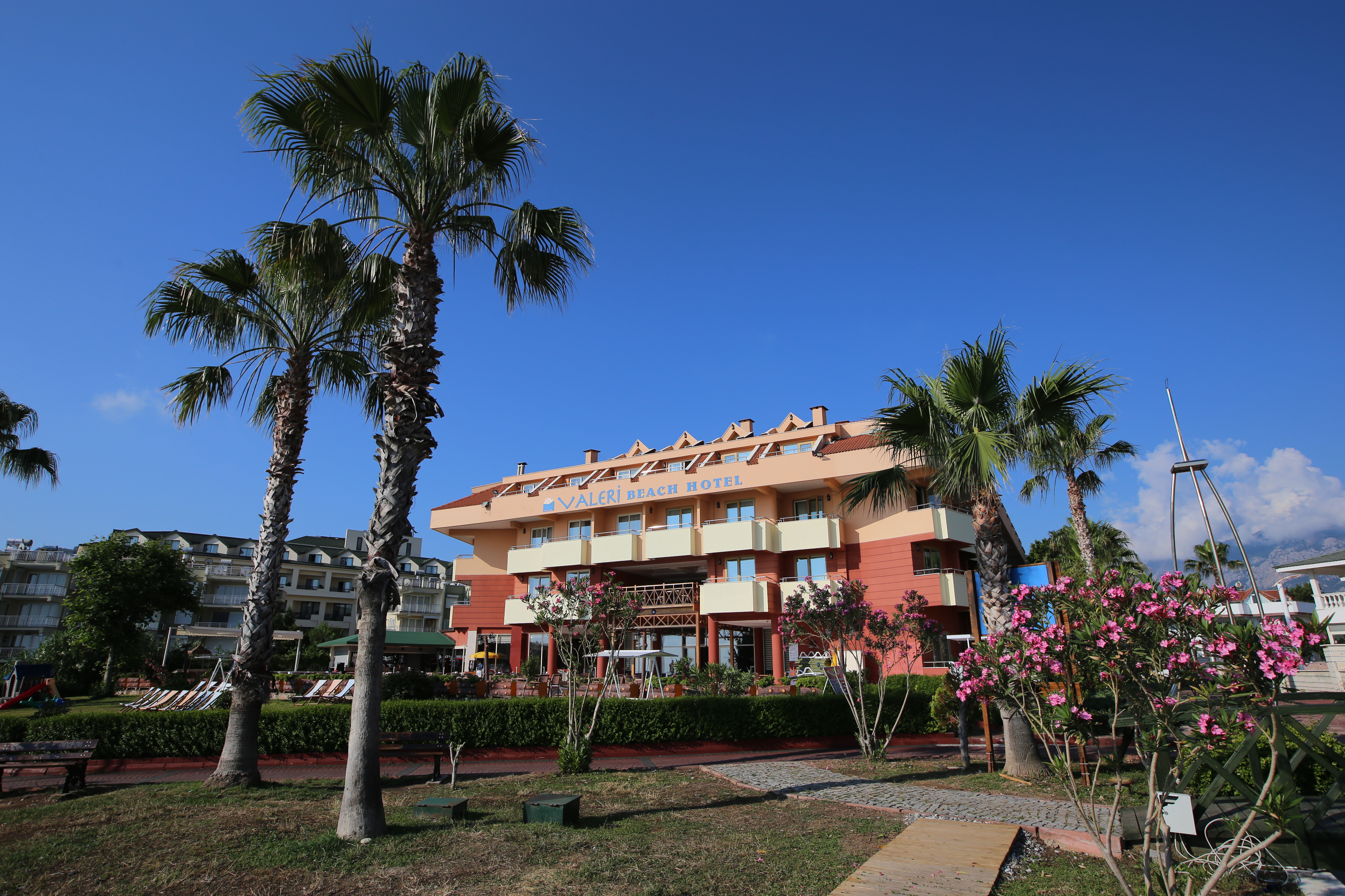Valeri Beach Hotel