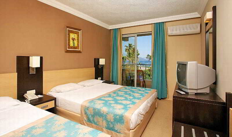 Viking Nona Beach Hotel