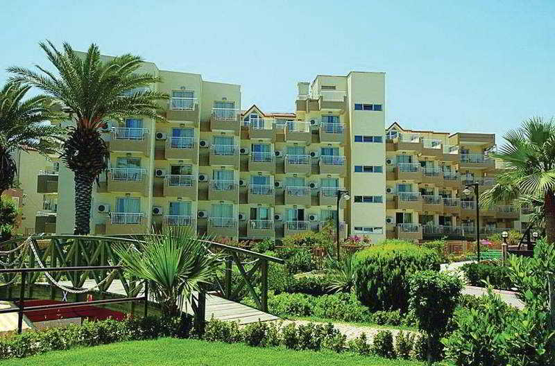 Viking Nona Beach Hotel
