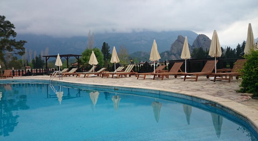 Hotel Berke Ranch & Nature