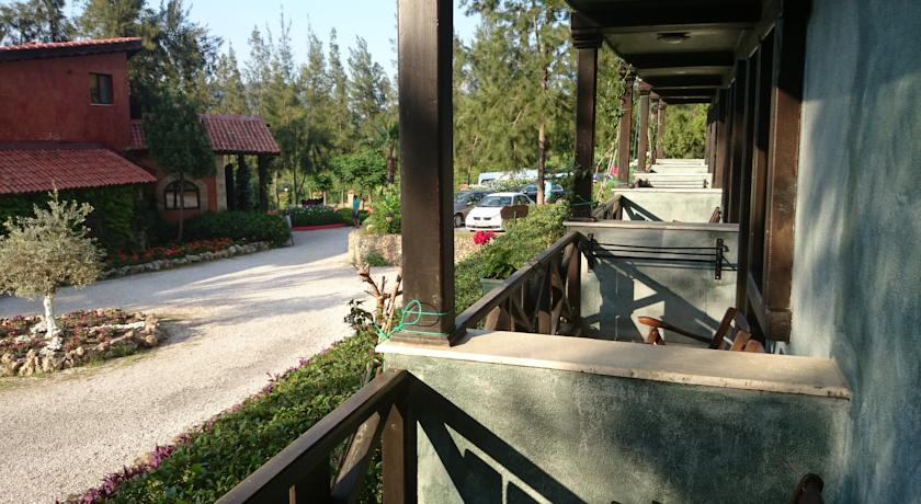 Hotel Berke Ranch & Nature