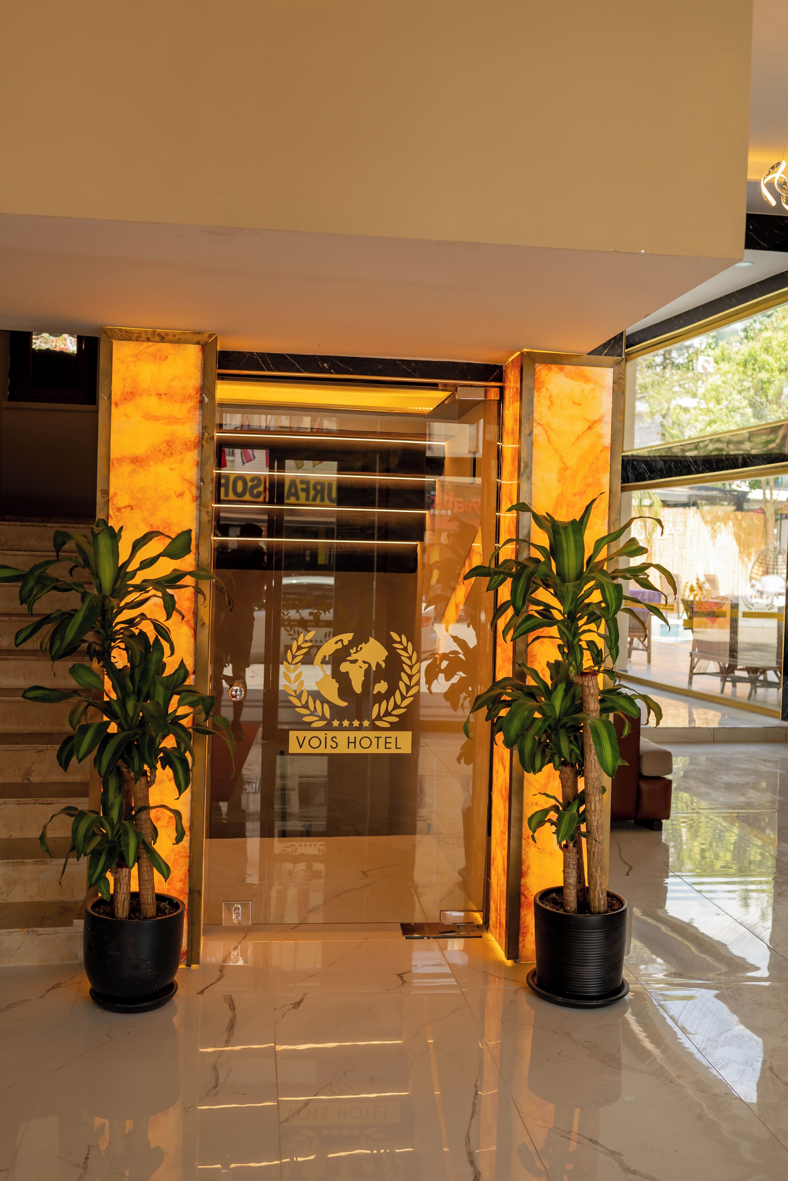 Vois Kemer Hotel