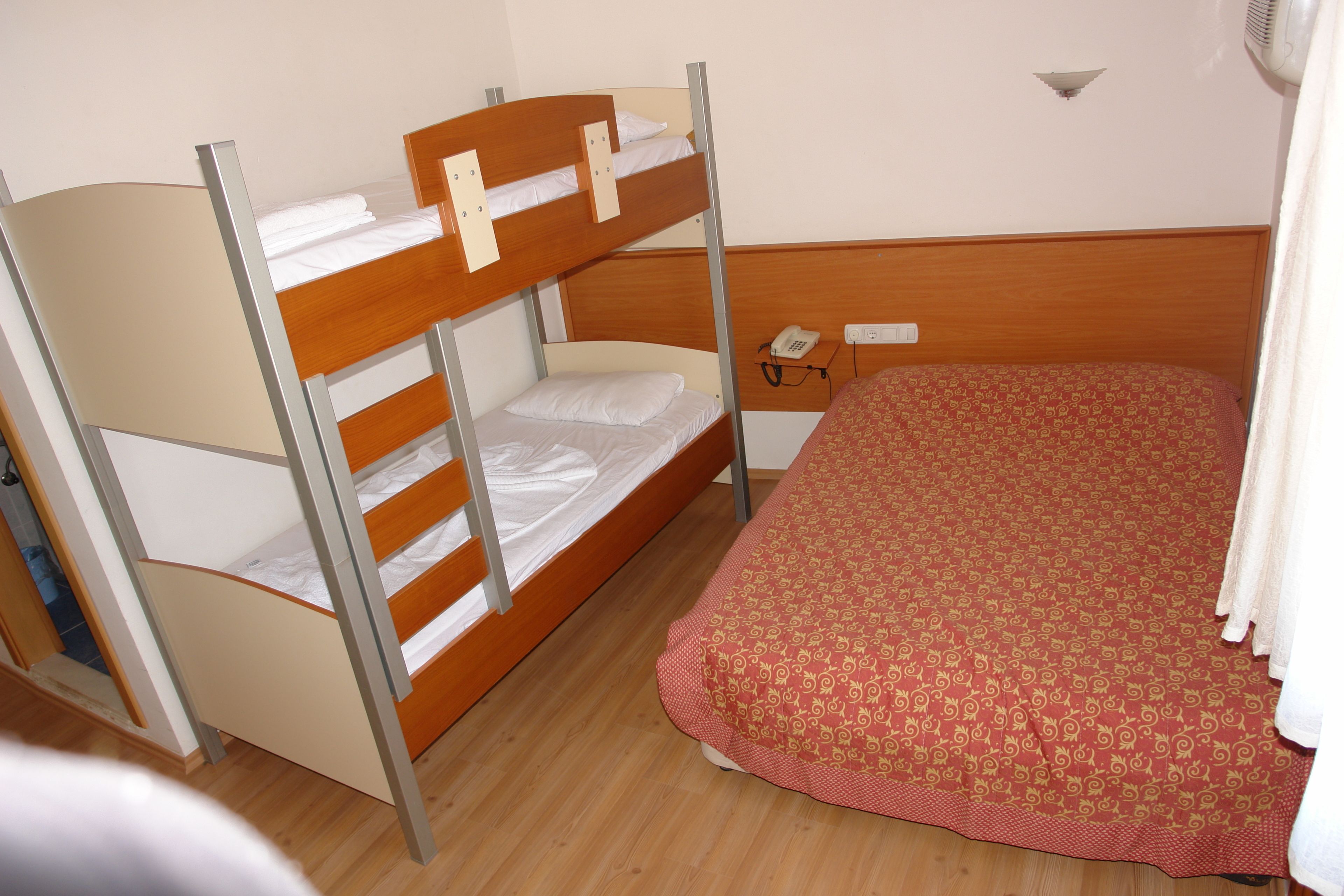 Vois Kemer Hotel