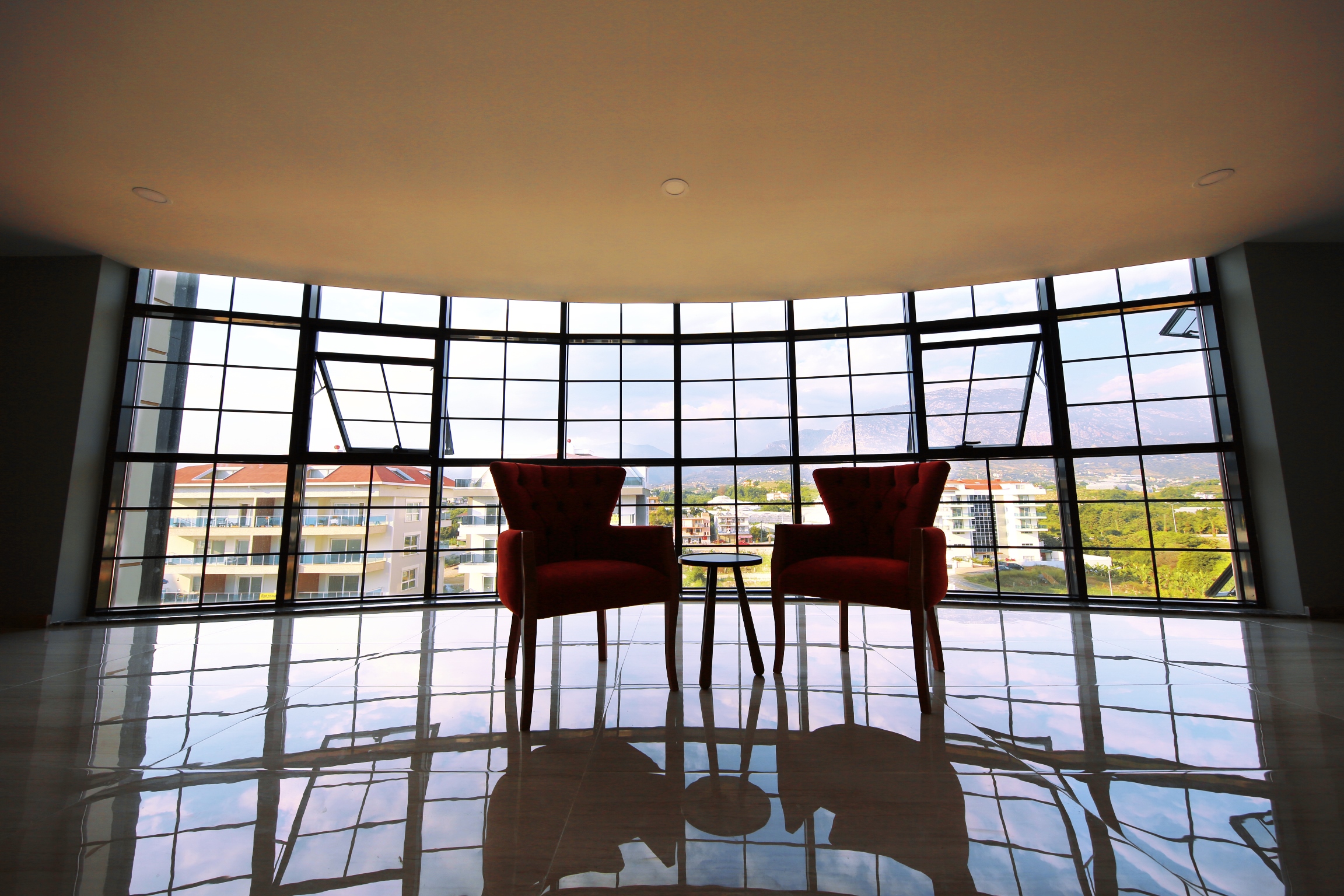 Sey Beach Hotel & Spa