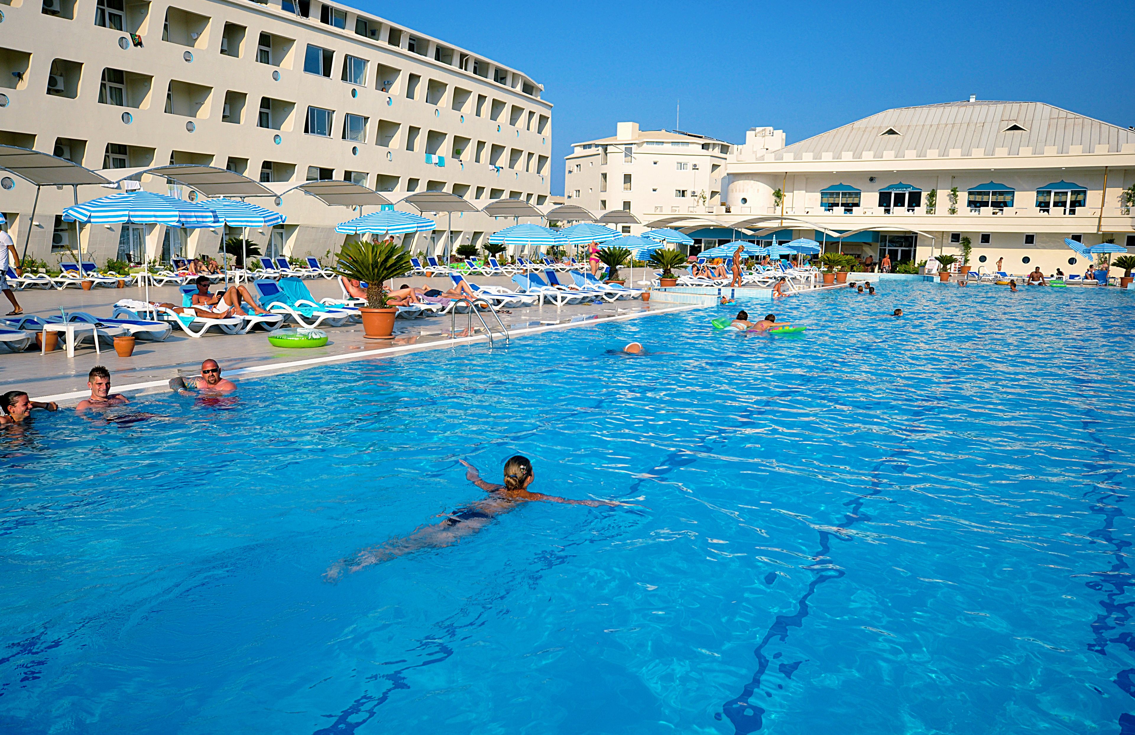 Daima Biz Hotel - Dolusu Aquapark Access