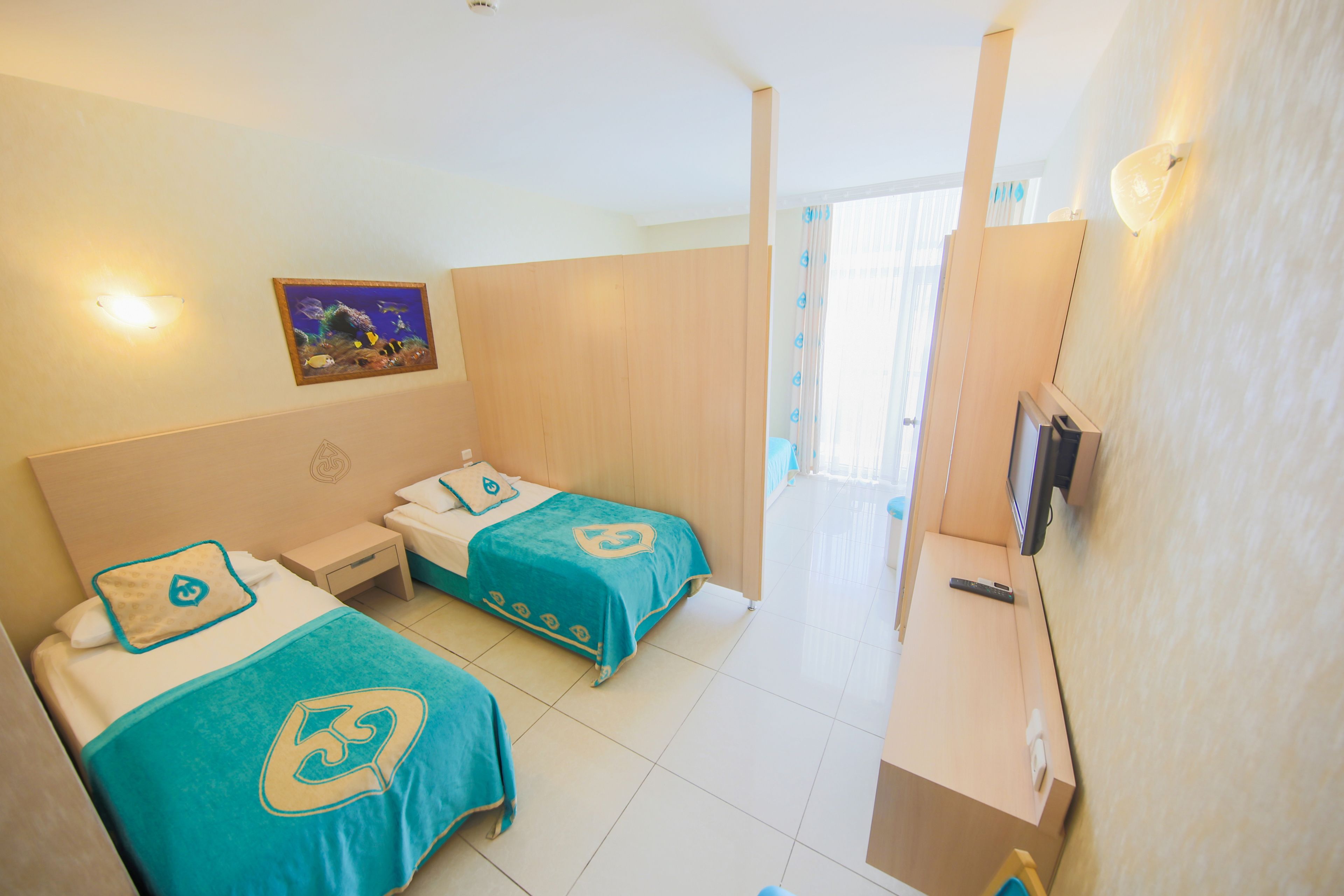 Daima Biz Hotel - Dolusu Aquapark Access