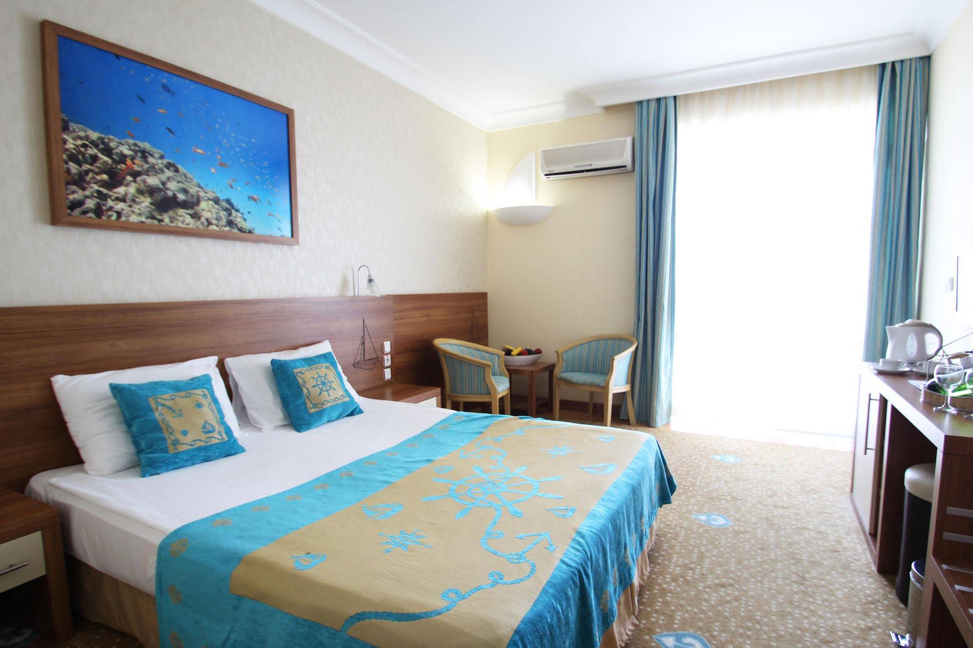 Miarosa Kemer Beach