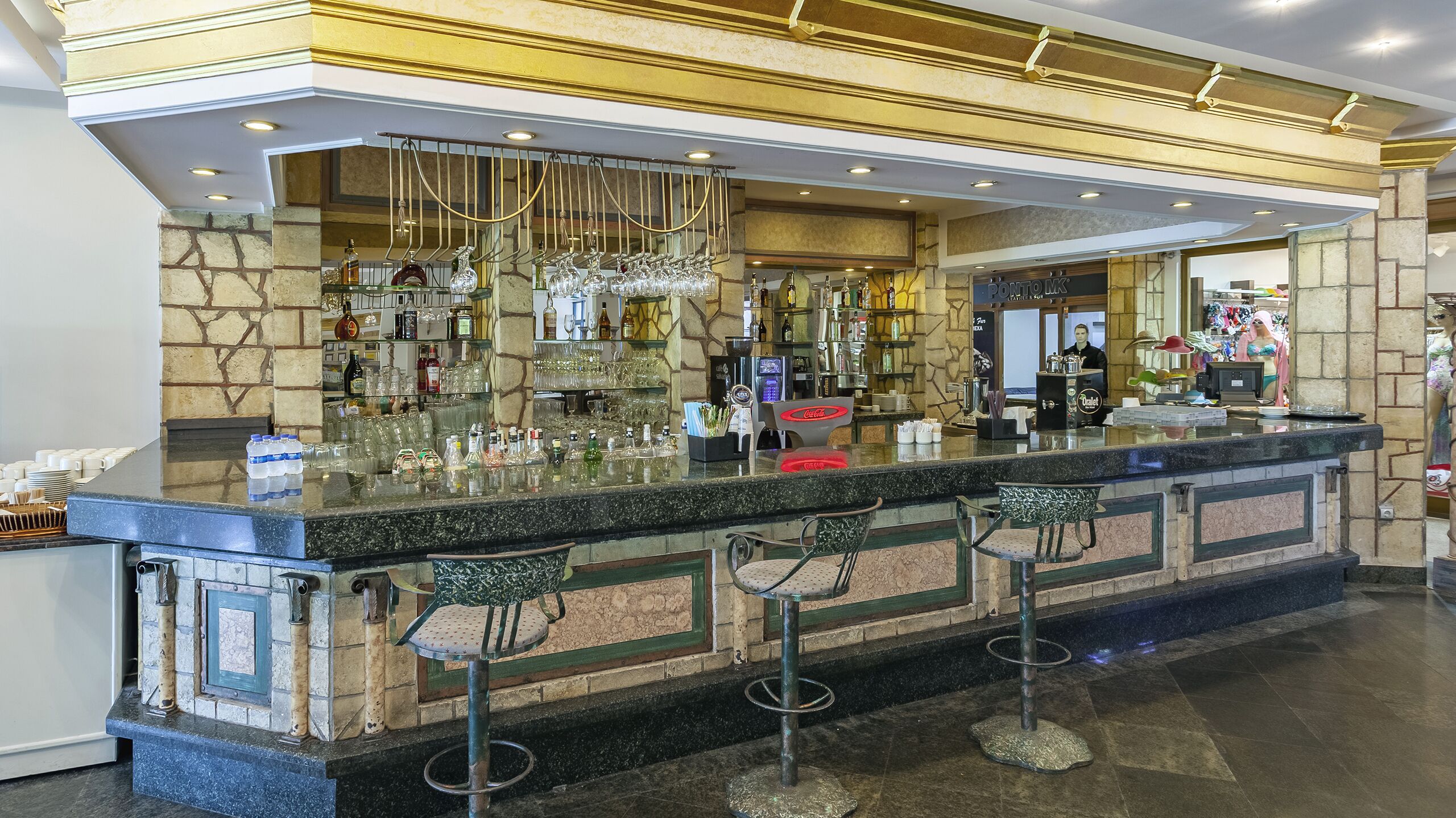 Starlight Resort Hotel
