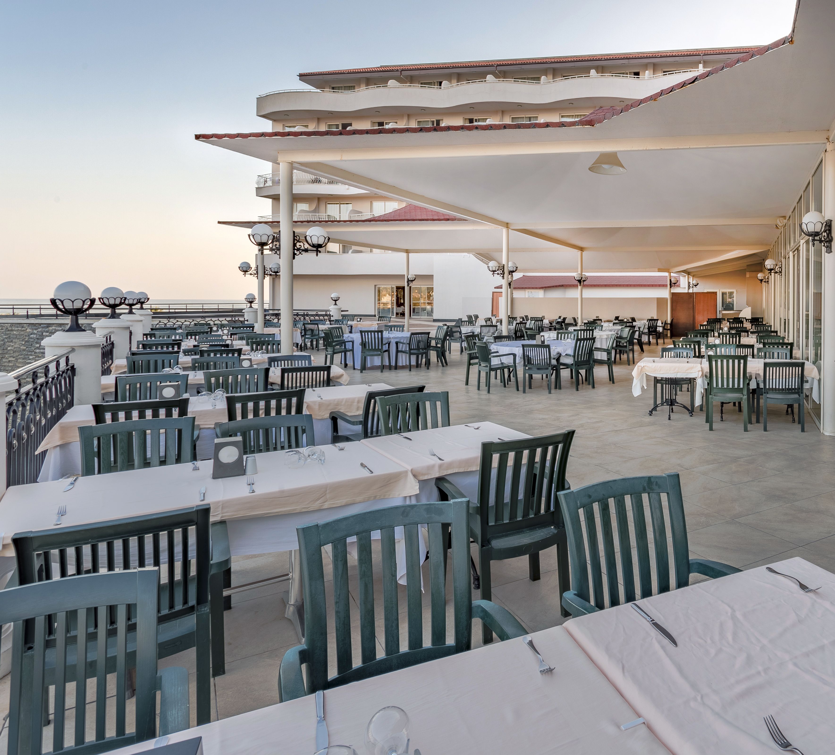 Starlight Resort Hotel