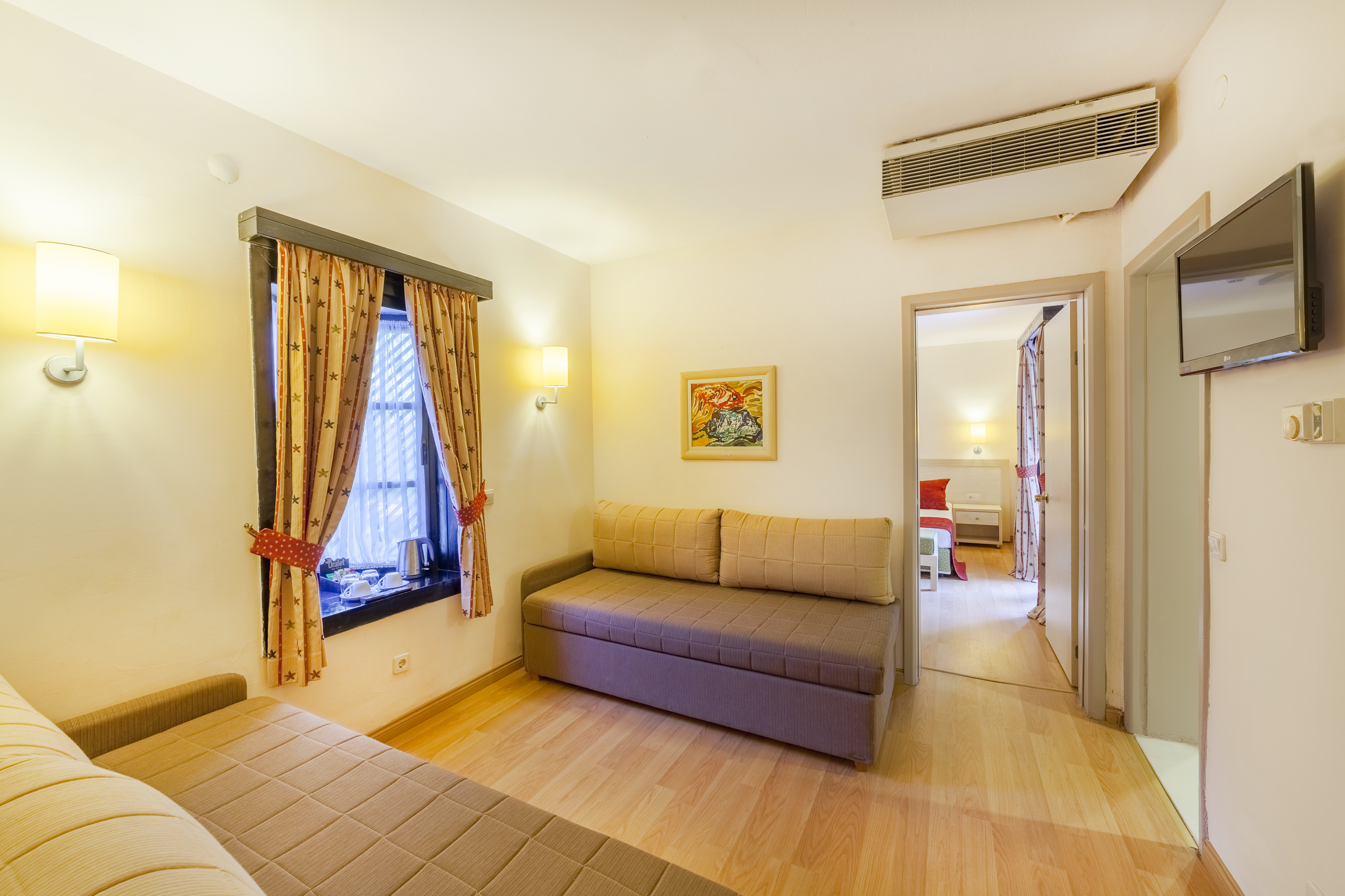 Sunrise Resort Hotel
