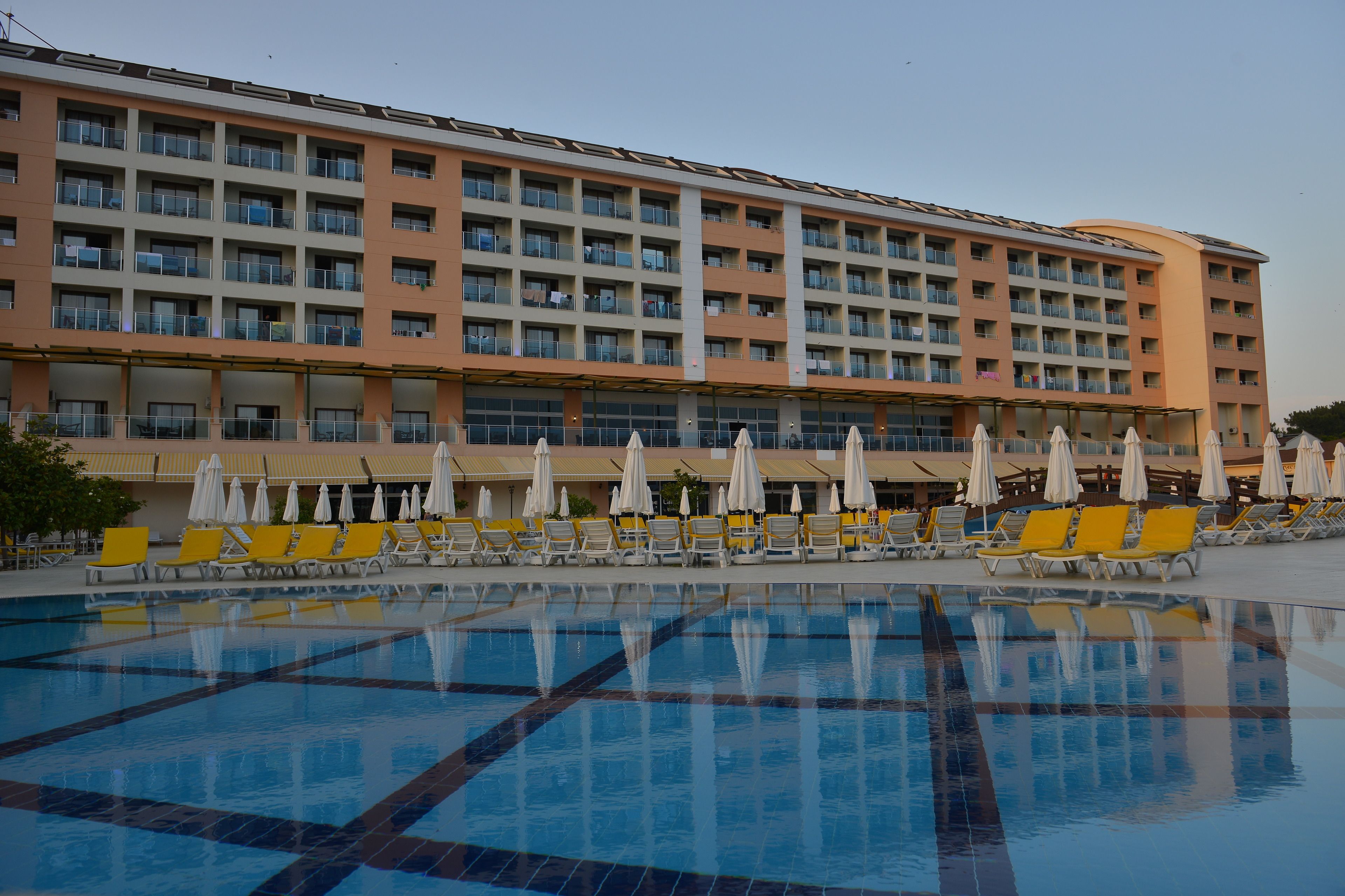 Casa Fora Beach Resort