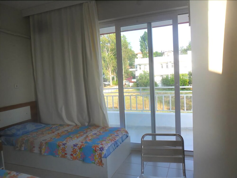 Önder Yildiz Hotel