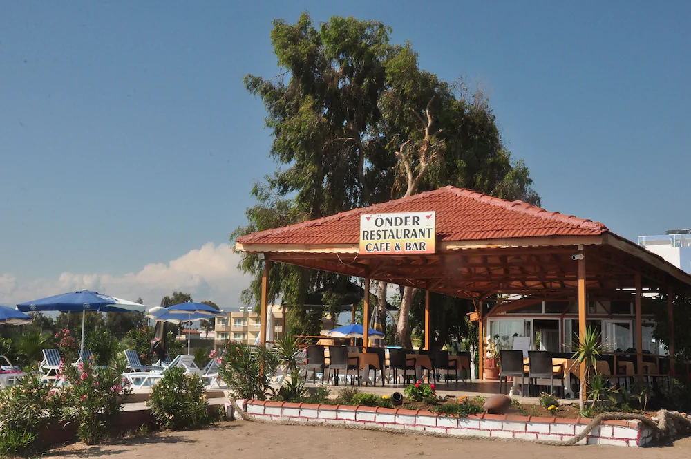 Önder Yildiz Hotel