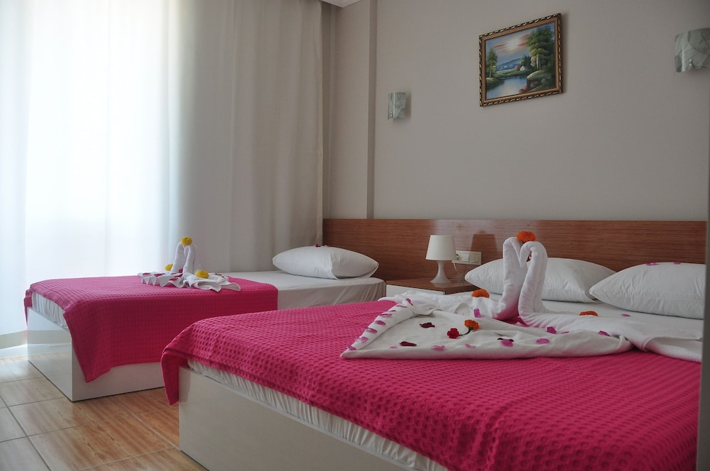 Önder Yildiz Hotel