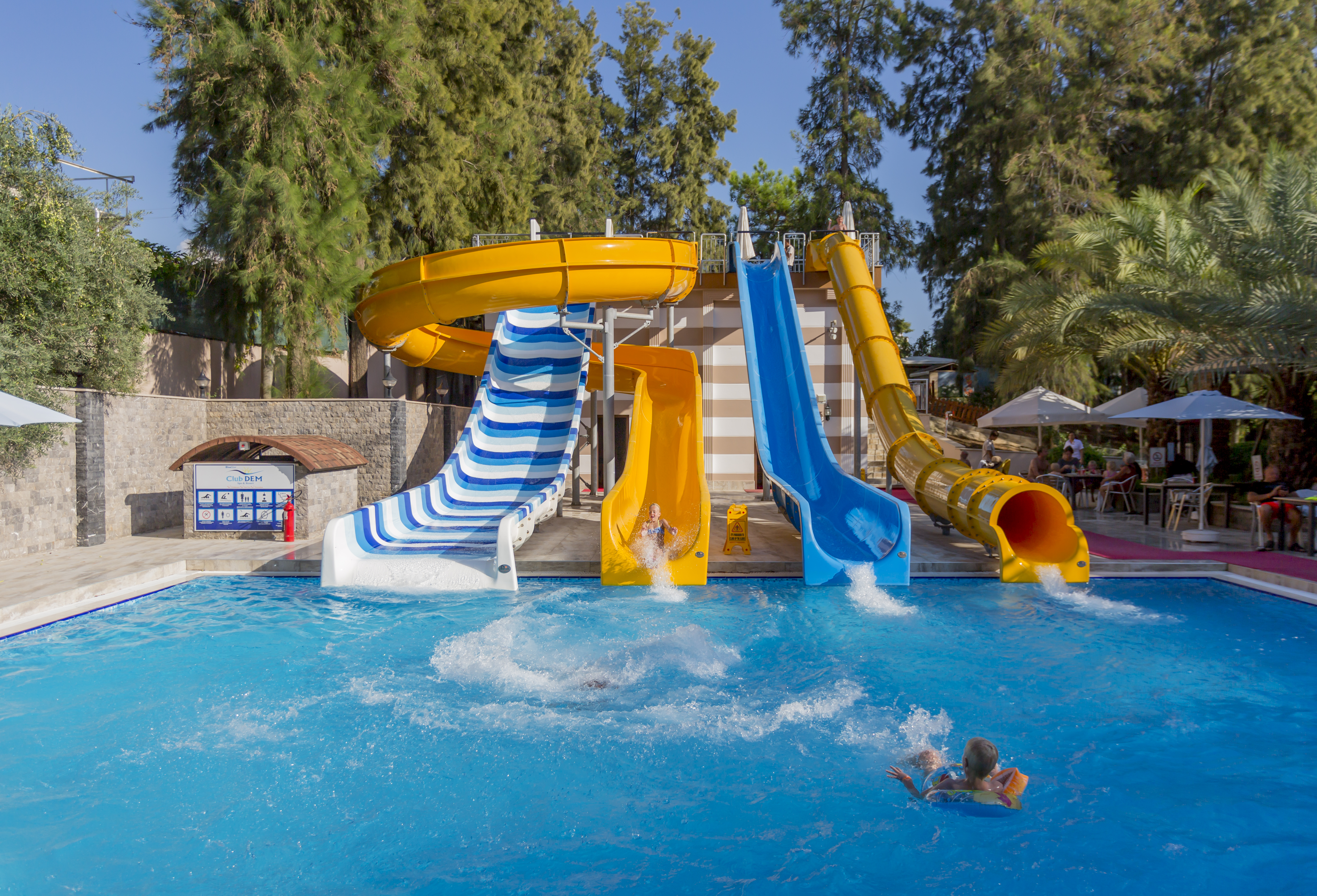 Quattro Family Club Dem Hotel