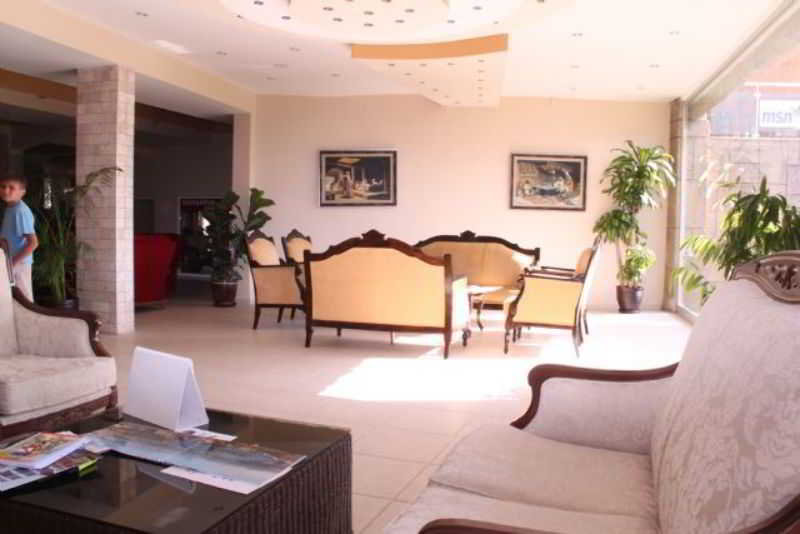 Club Tess Otel