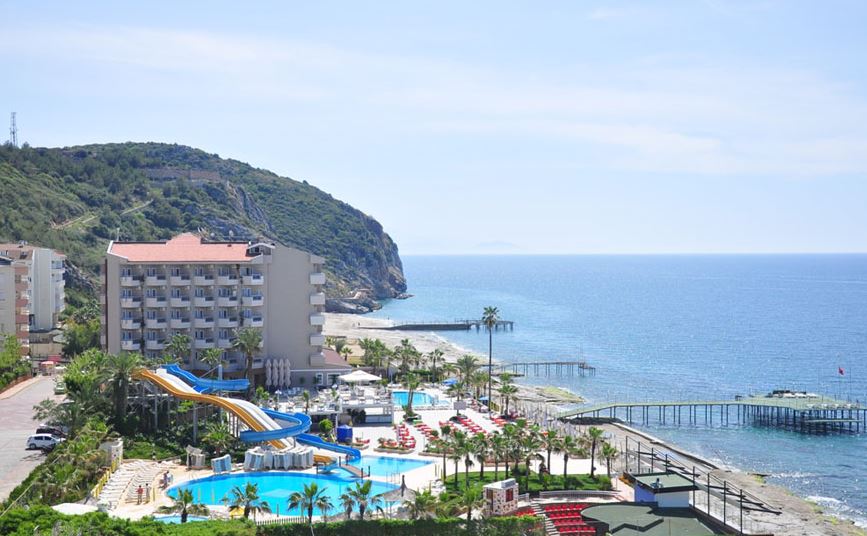 Aria Resort & Spa