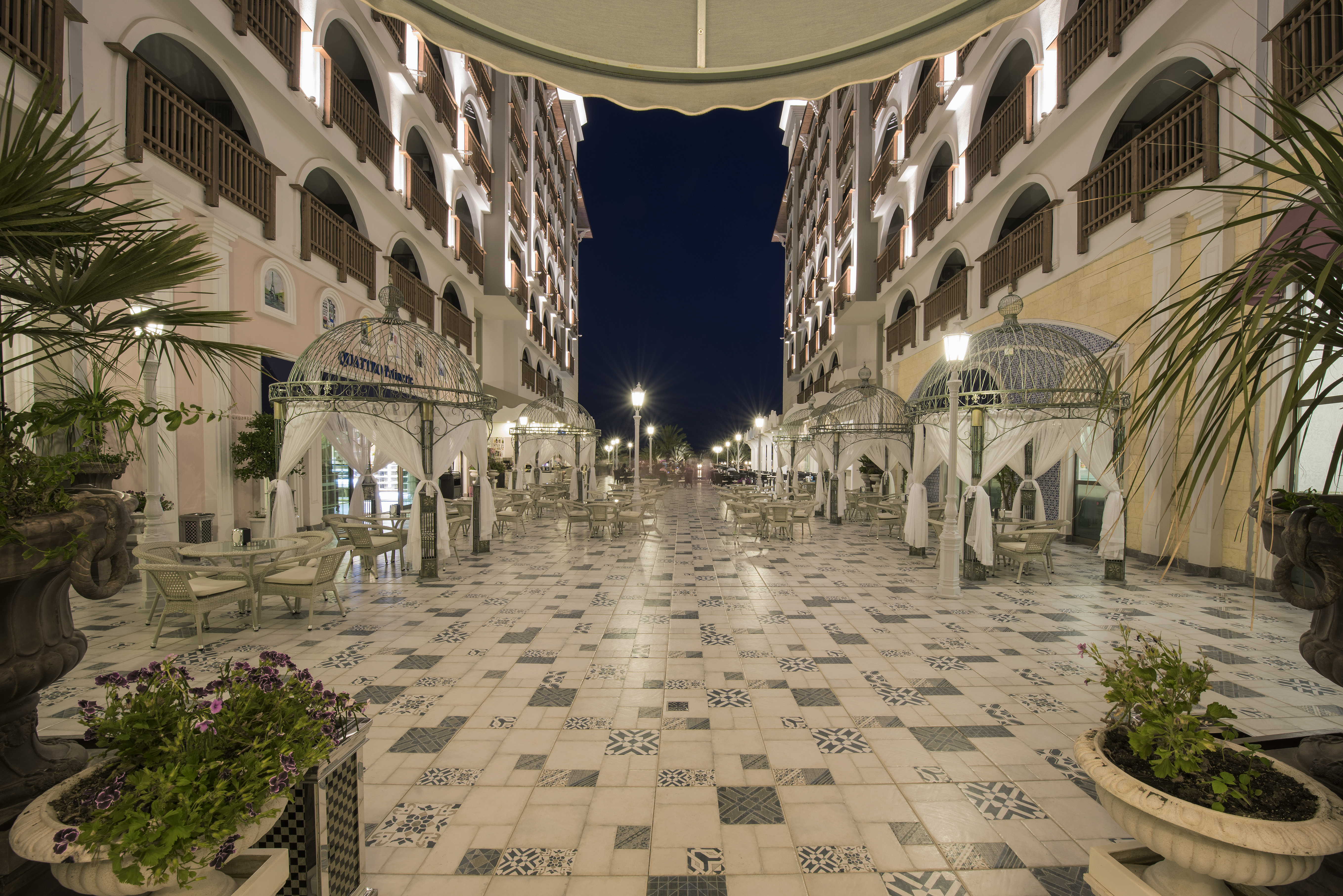 Quattro Beach Spa & Resort Hotel