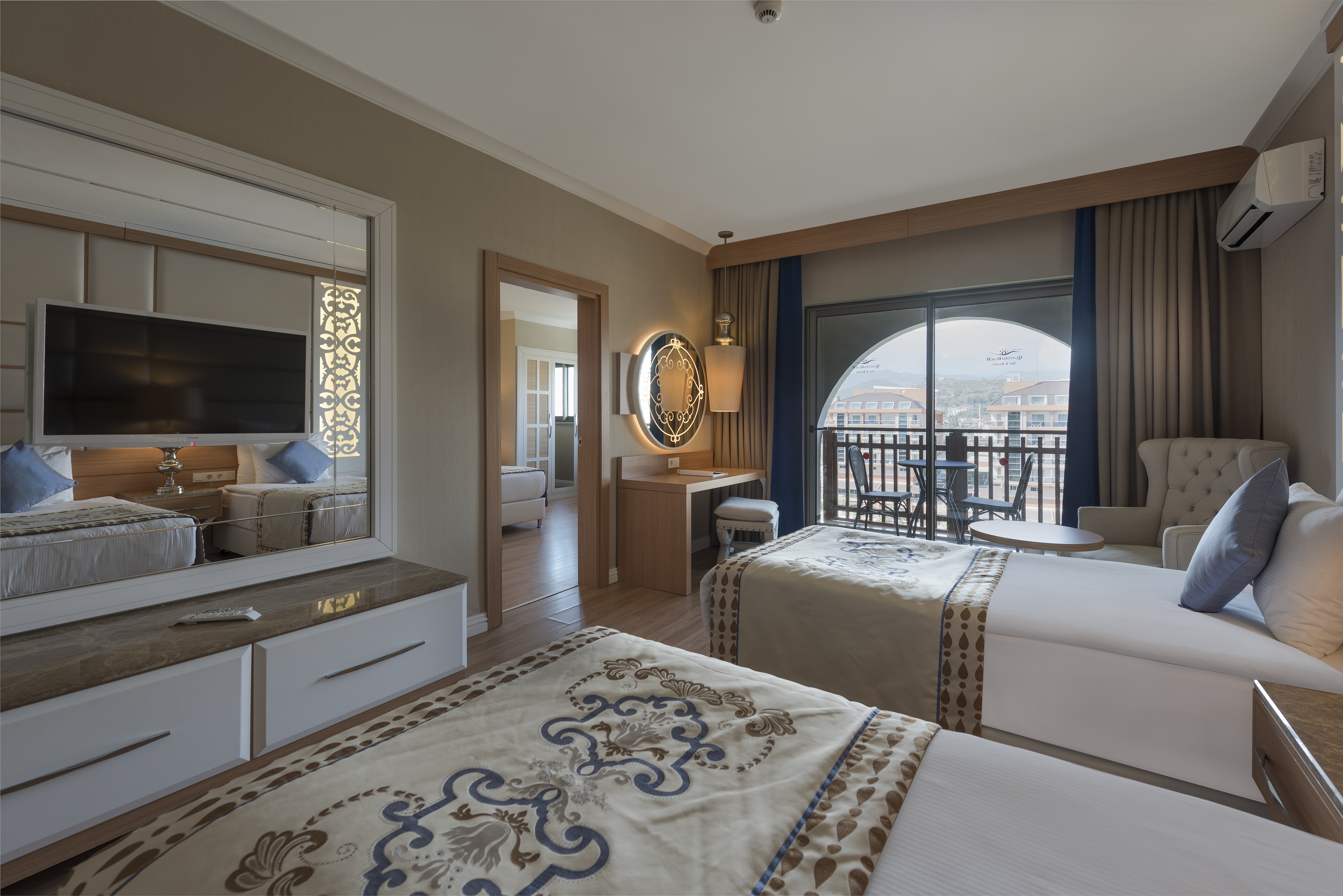 Quattro Beach Spa & Resort Hotel