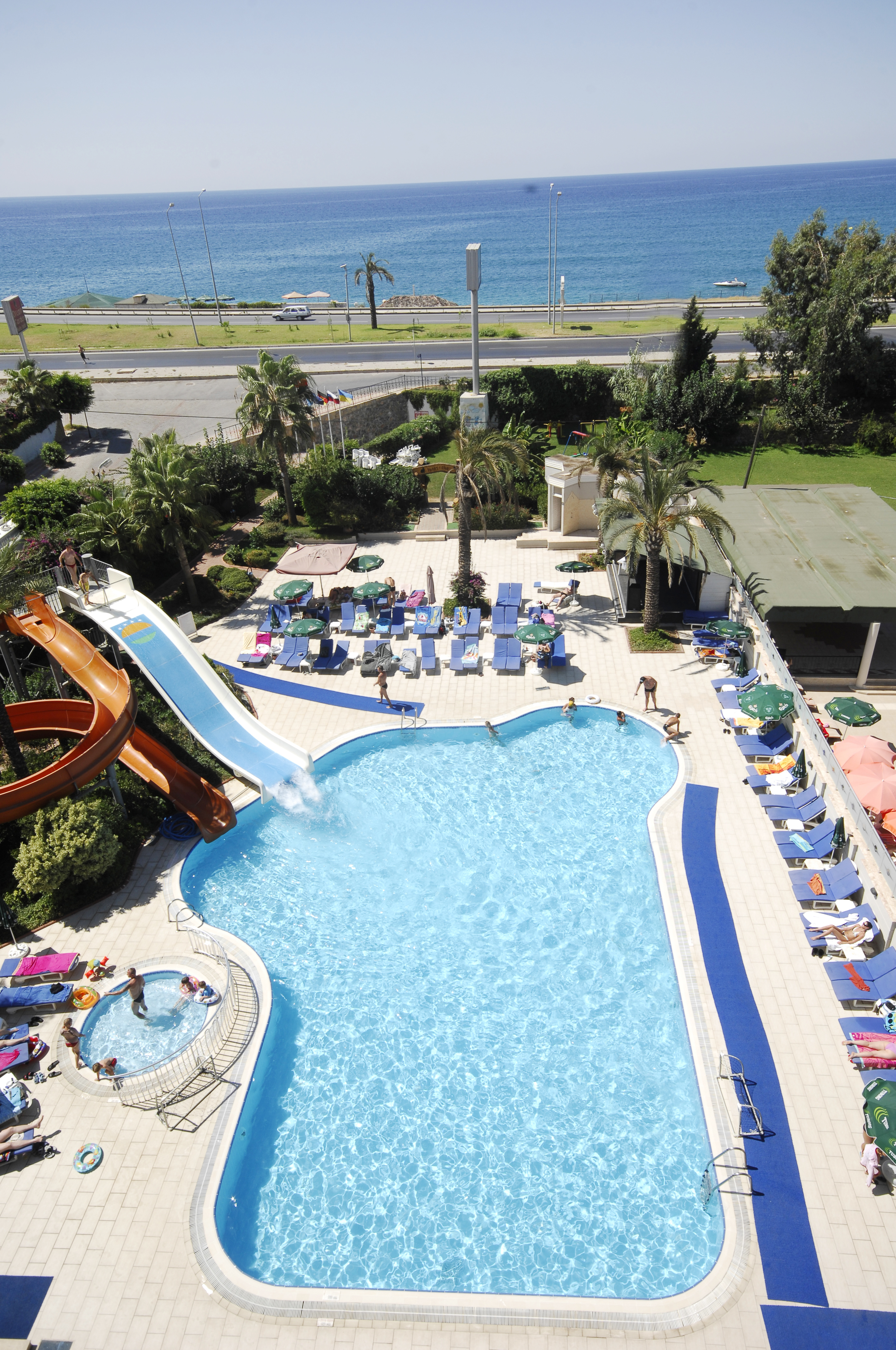 White City Beach Hotel