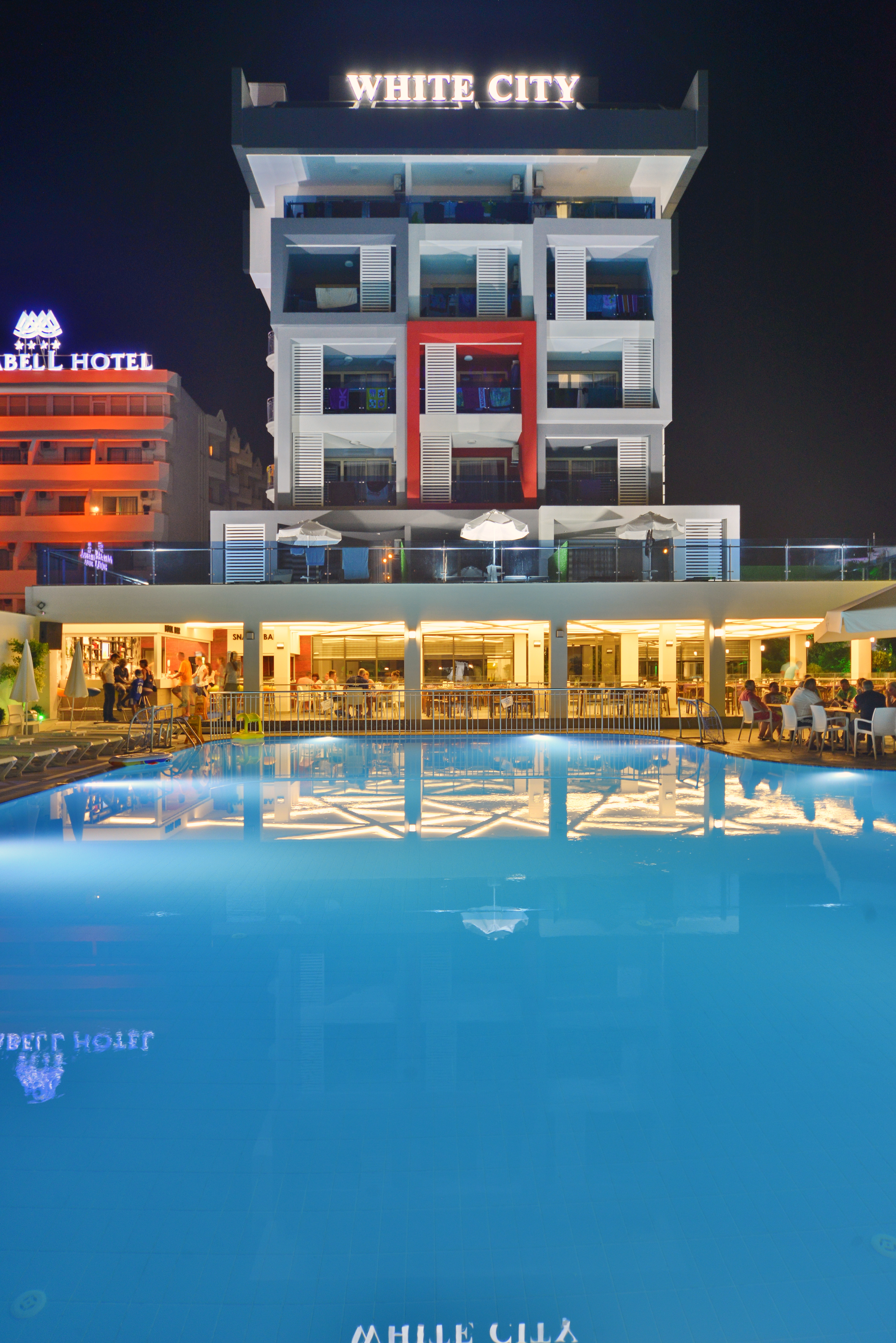 White City Beach Hotel