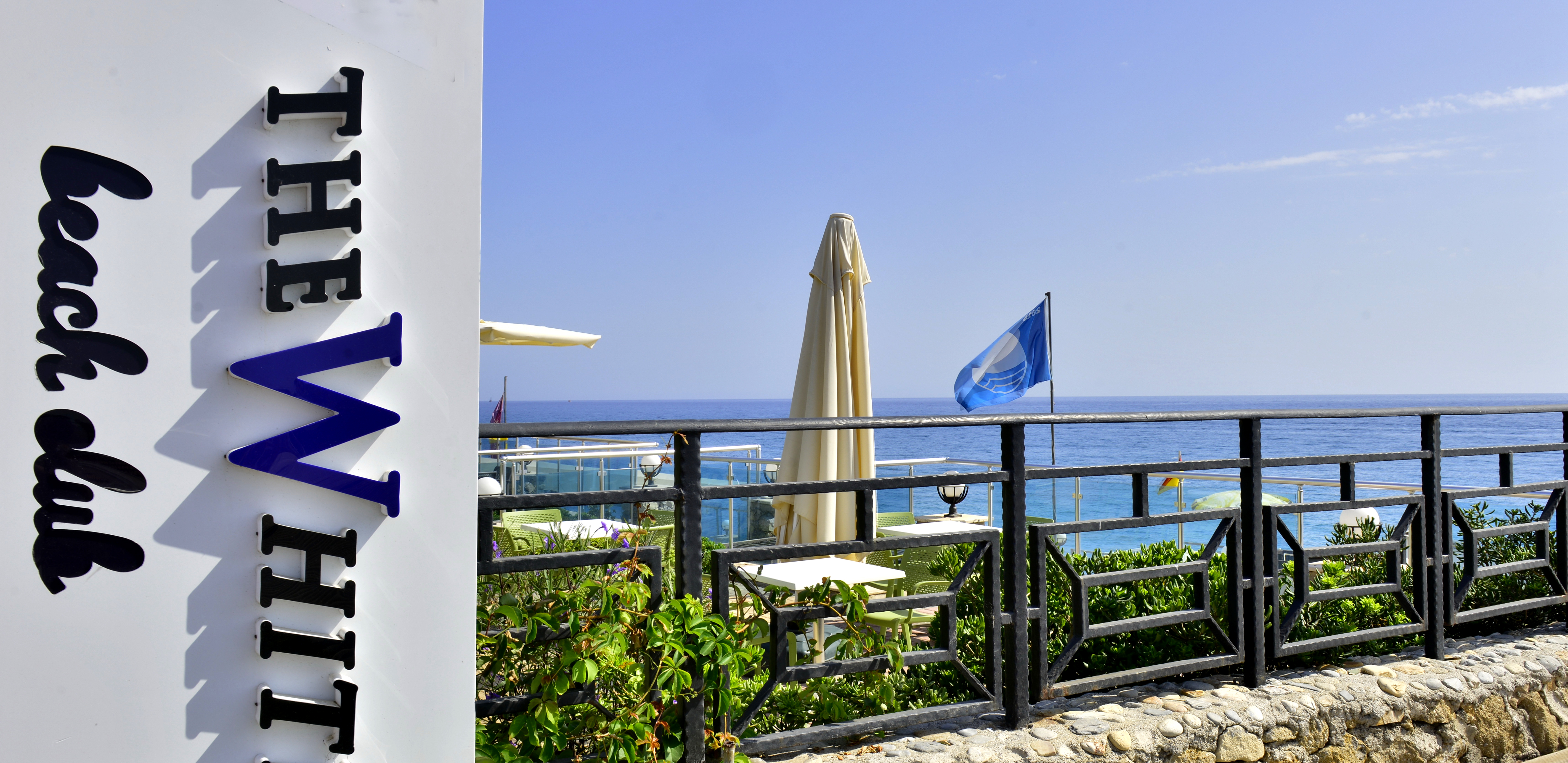 White City Beach Hotel