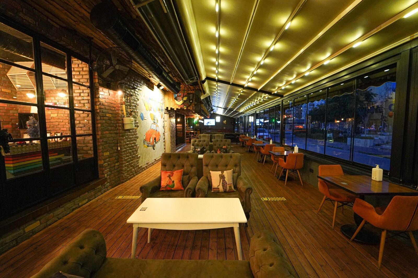 Beetle House Coffee Hotel