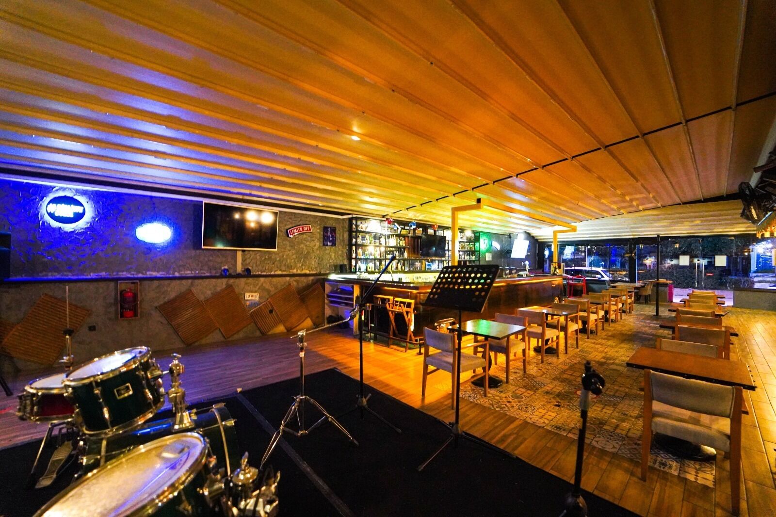 Beetle House Coffee Hotel