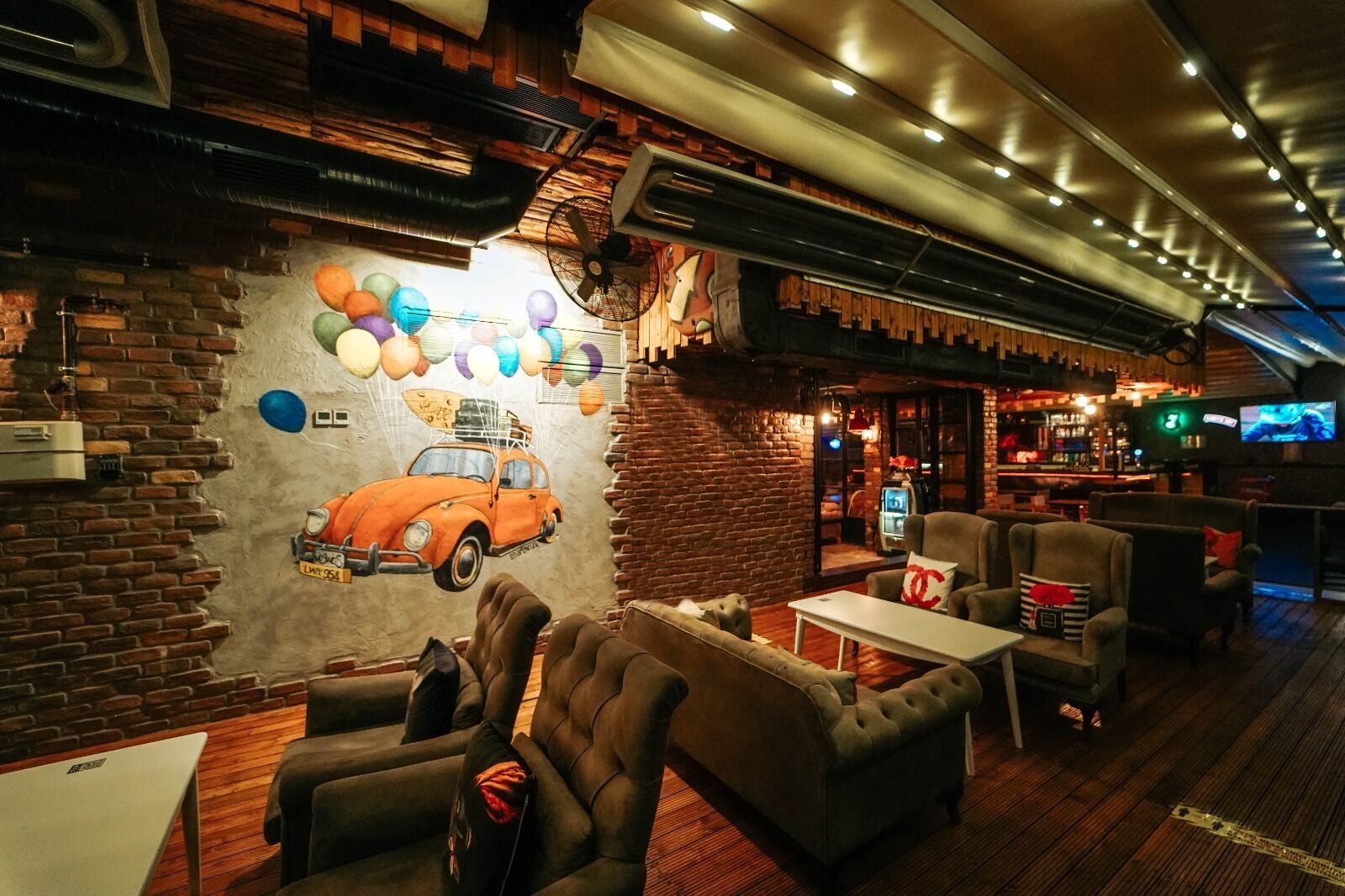 Beetle House Coffee Hotel