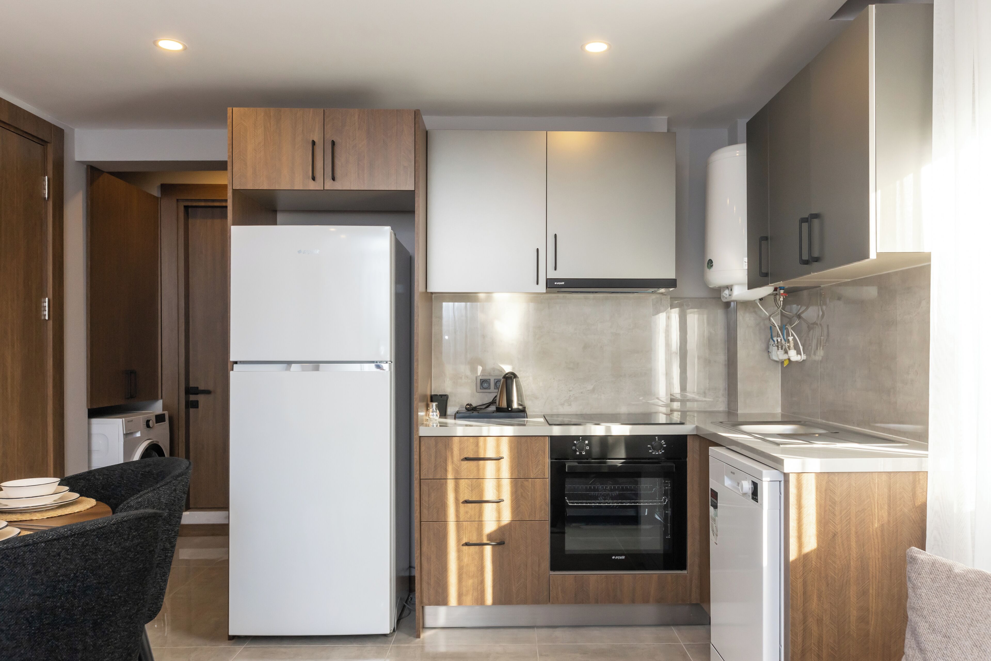 Bi Suites