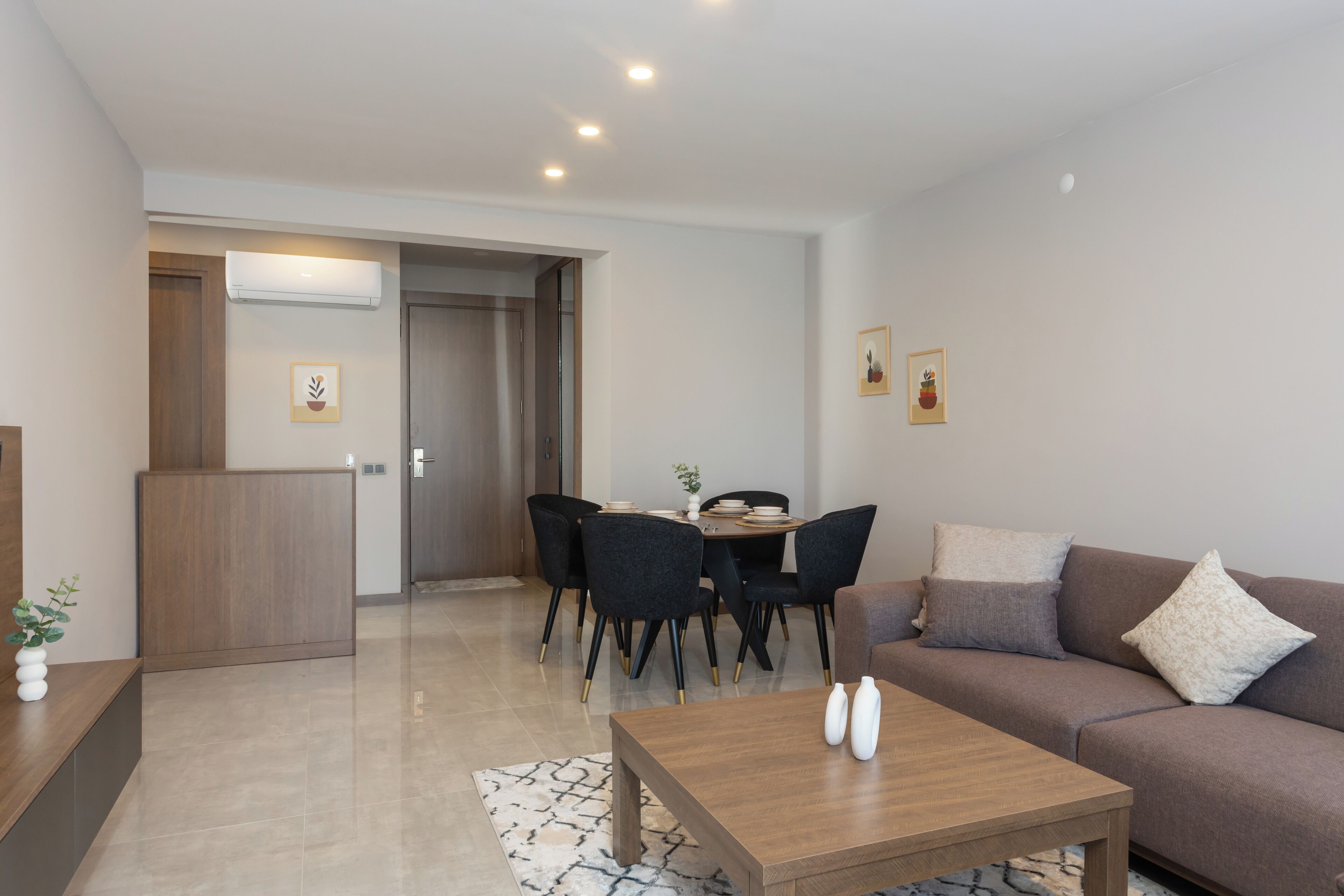 Bi Suites