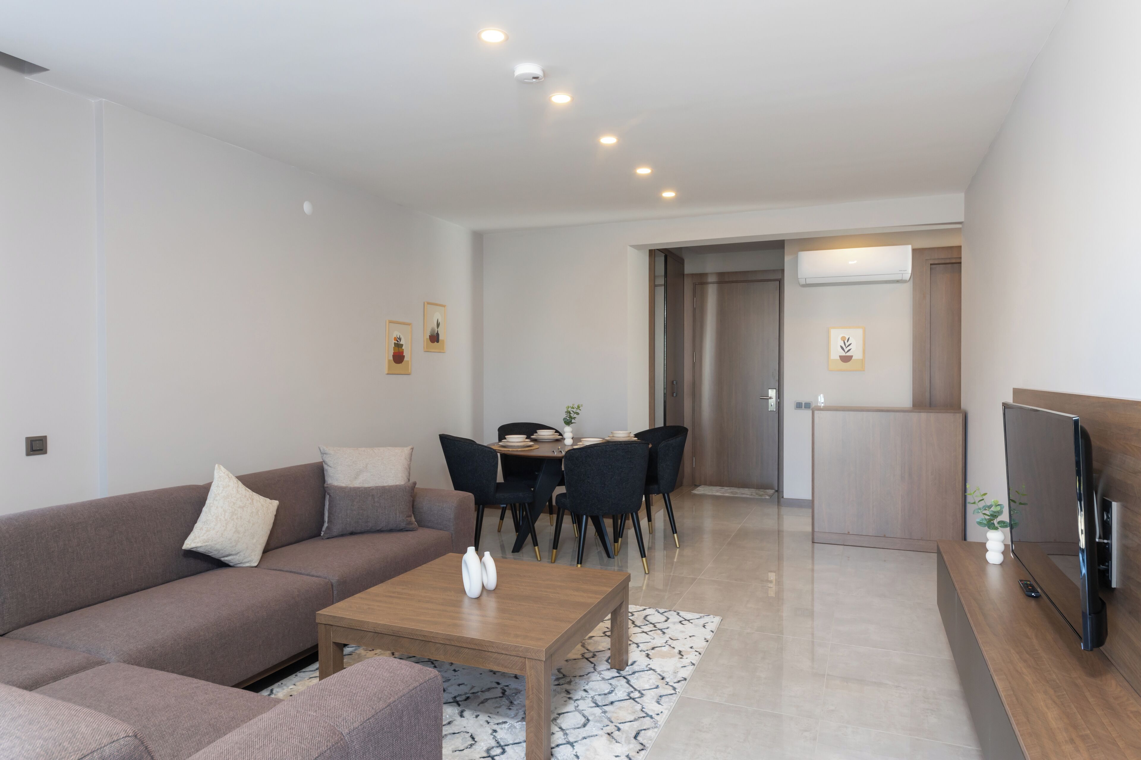 Bi Suites