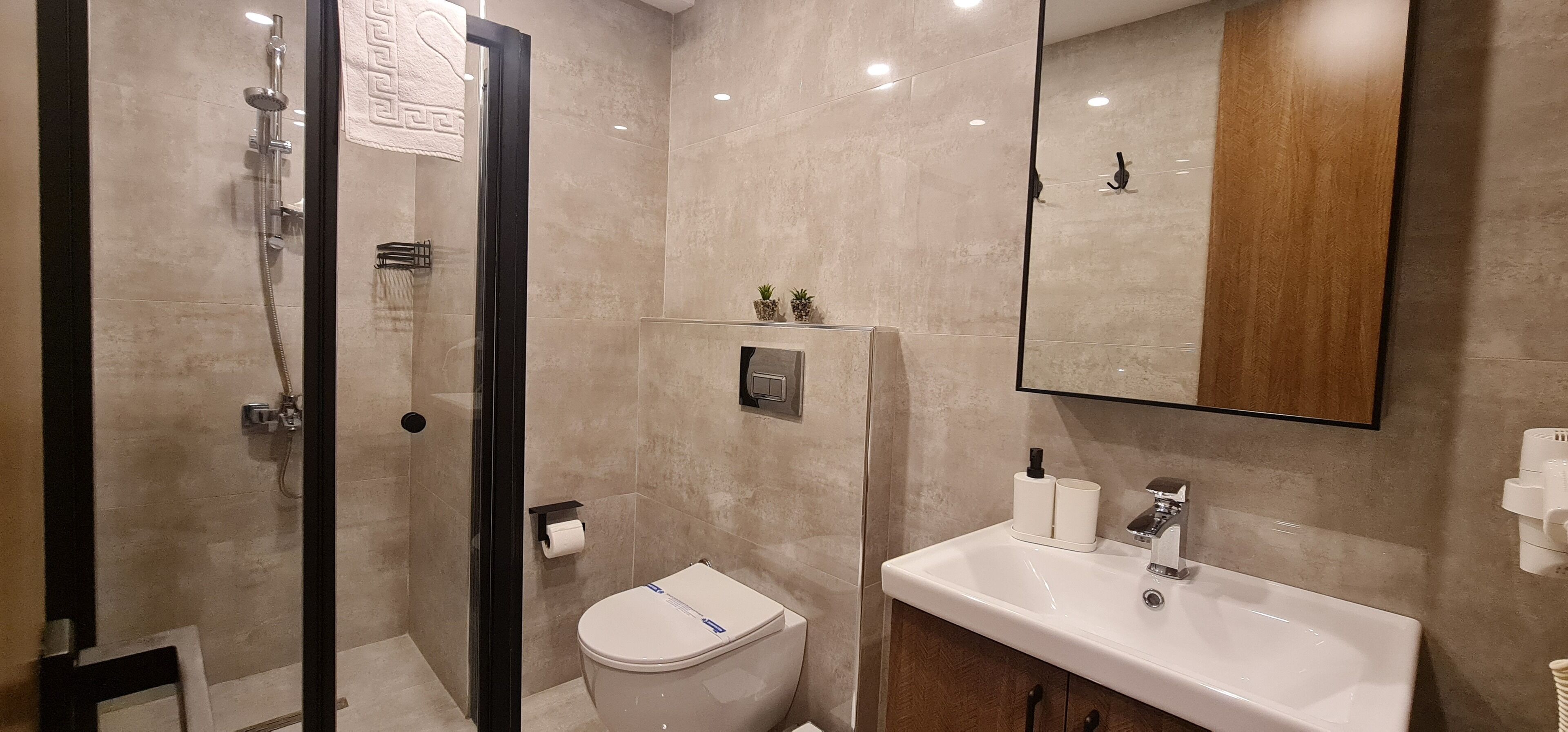 Bi Suites