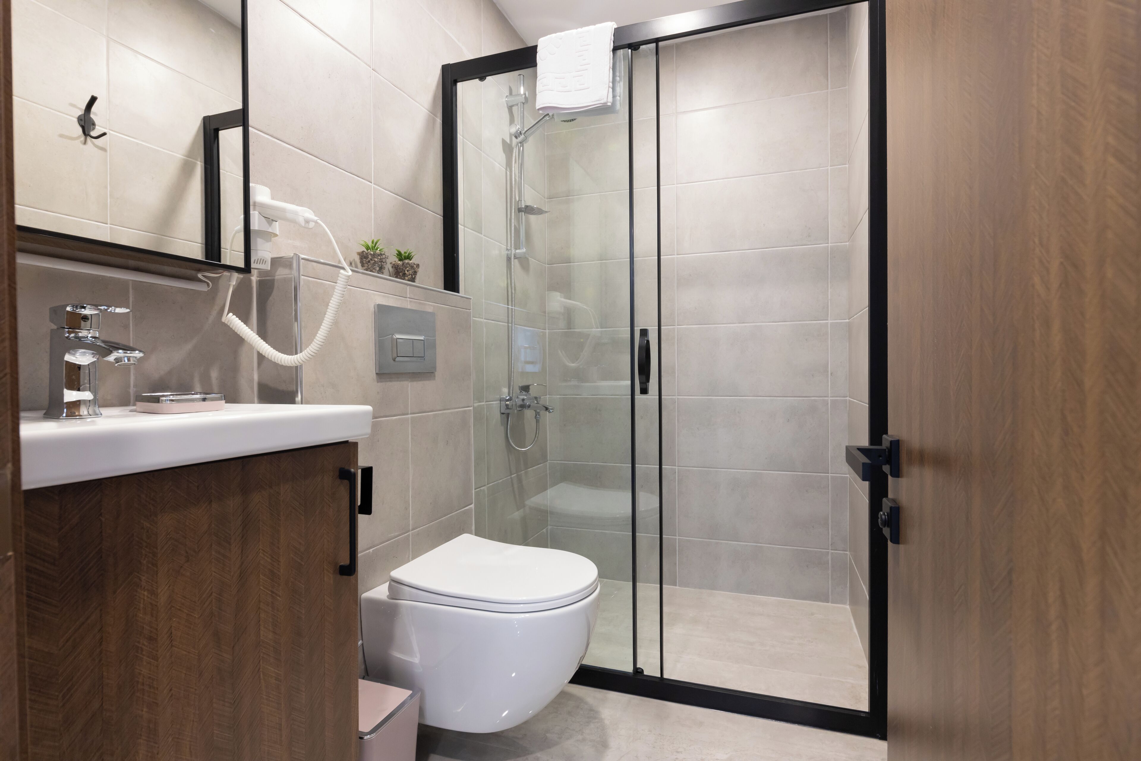 Bi Suites