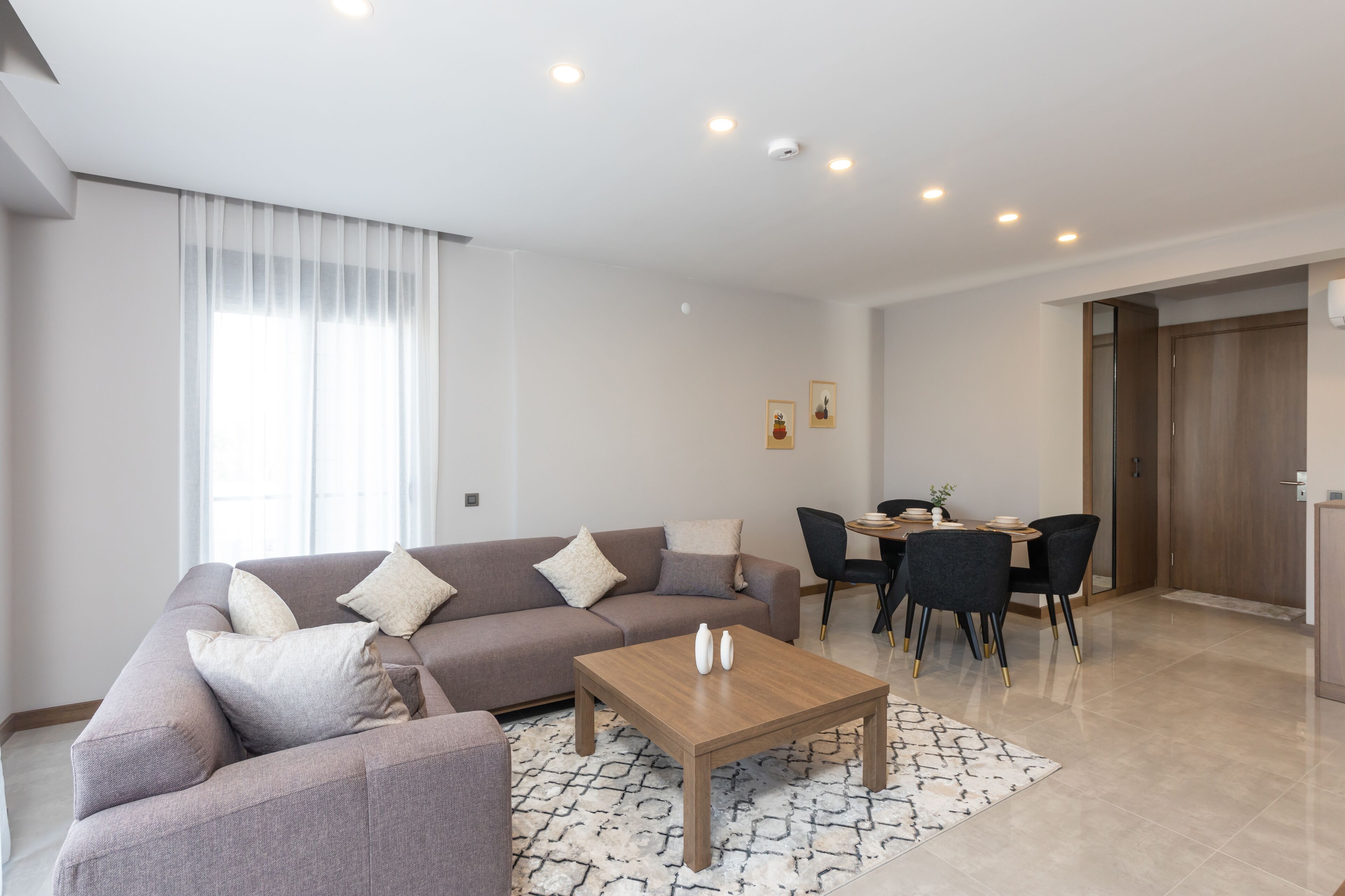Bi Suites