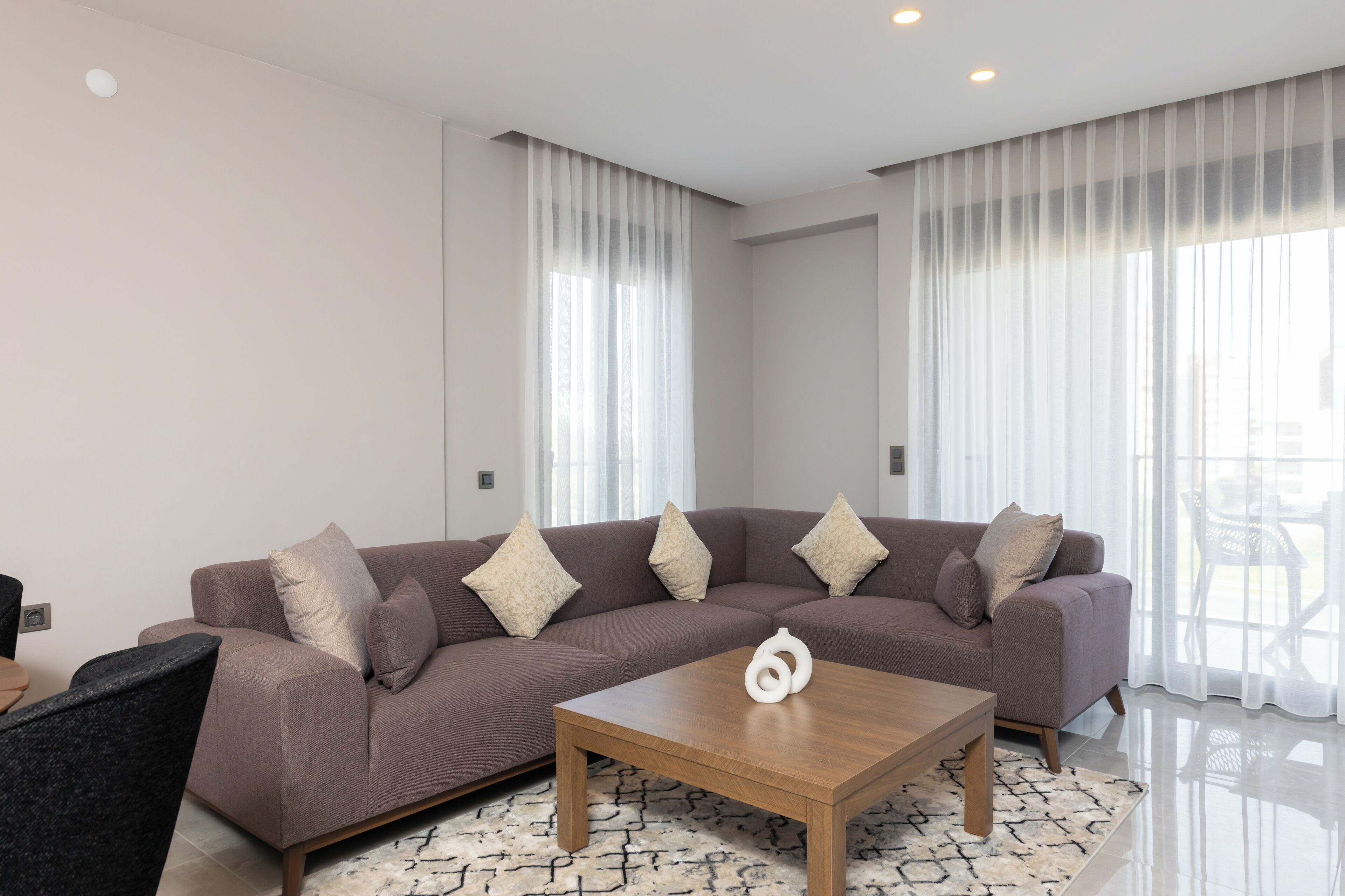 Bi Suites