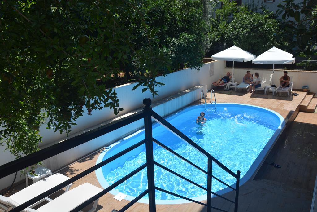 Microyal Hotel