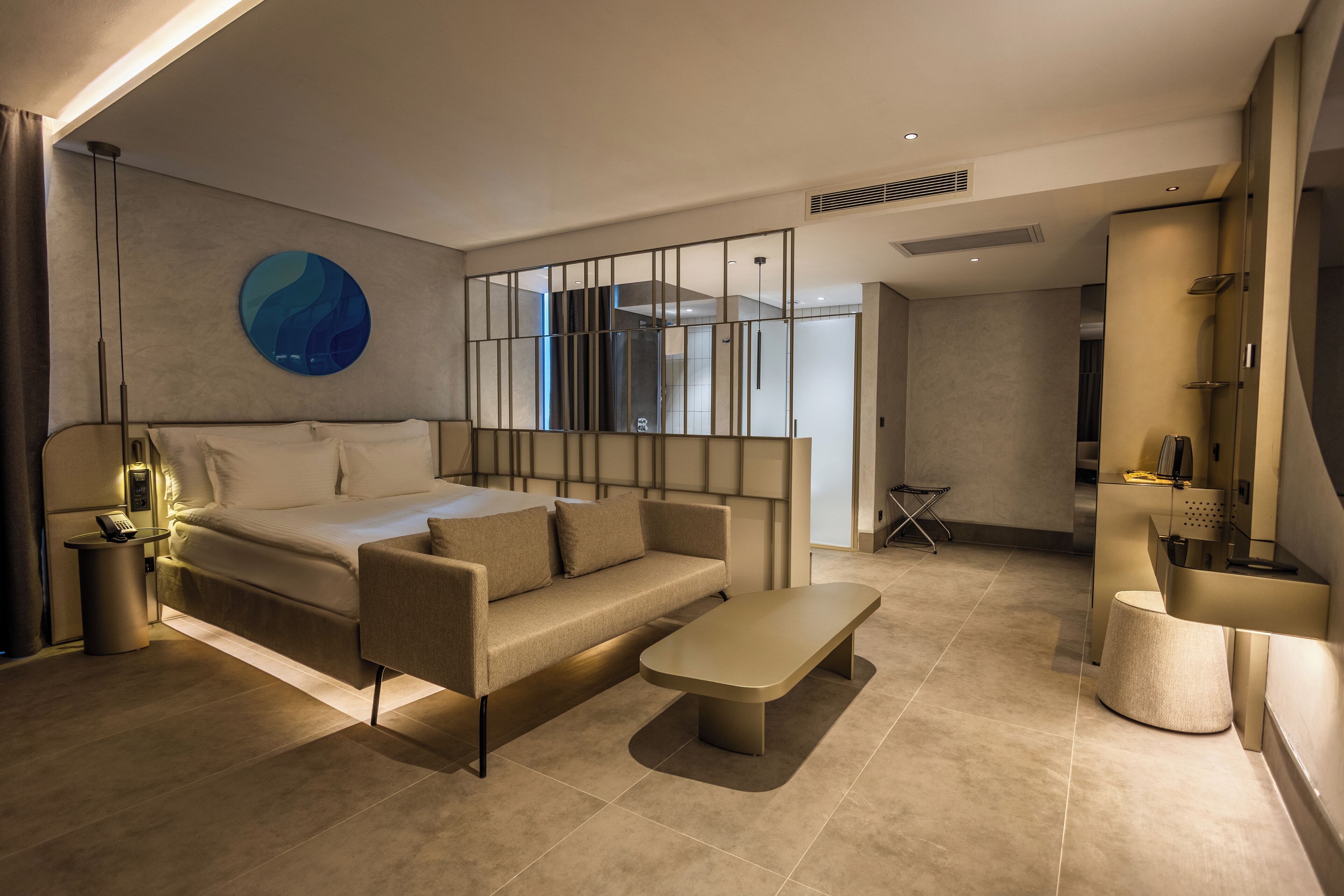 Four Hills Hotel