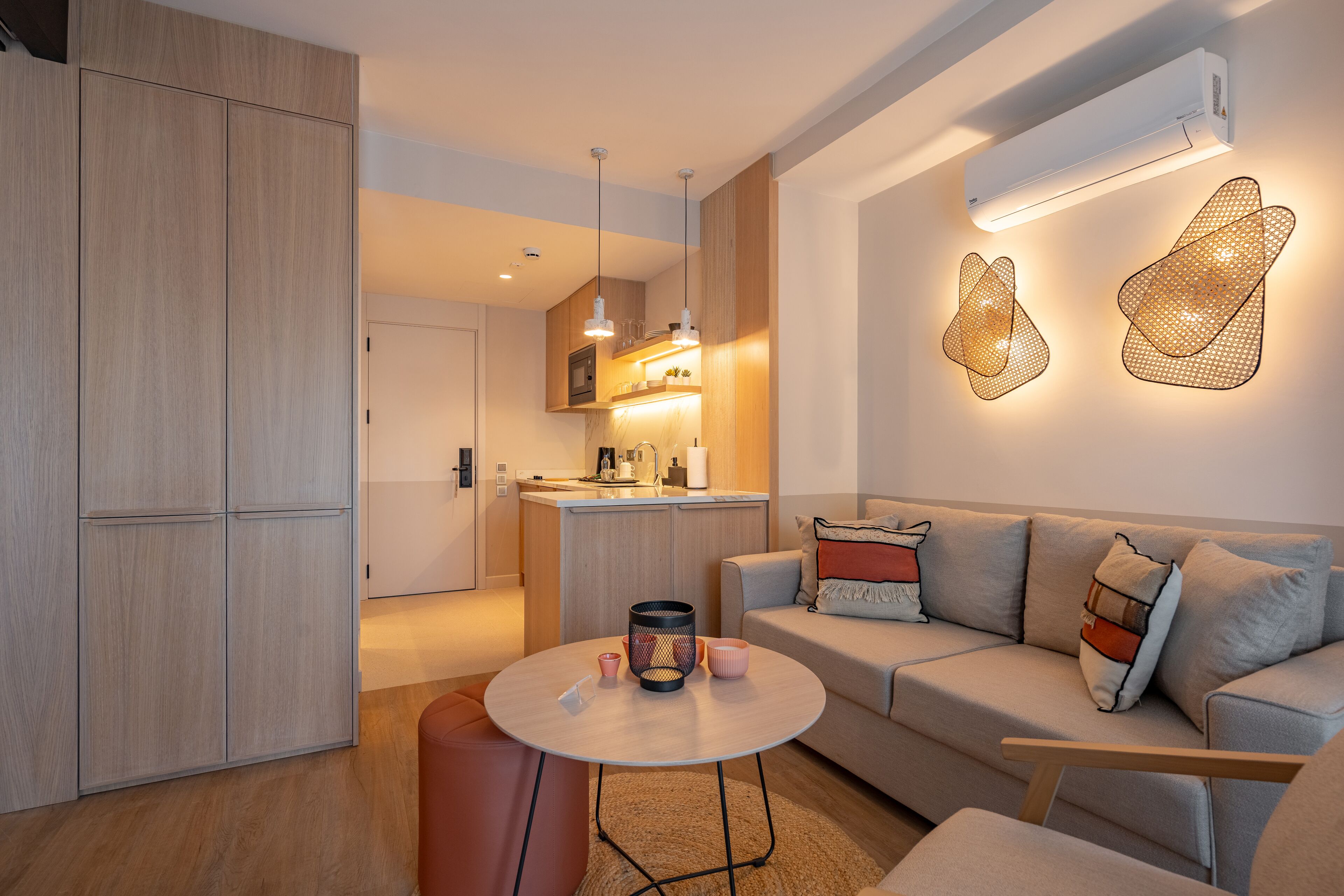 Oli Hotel And Suites