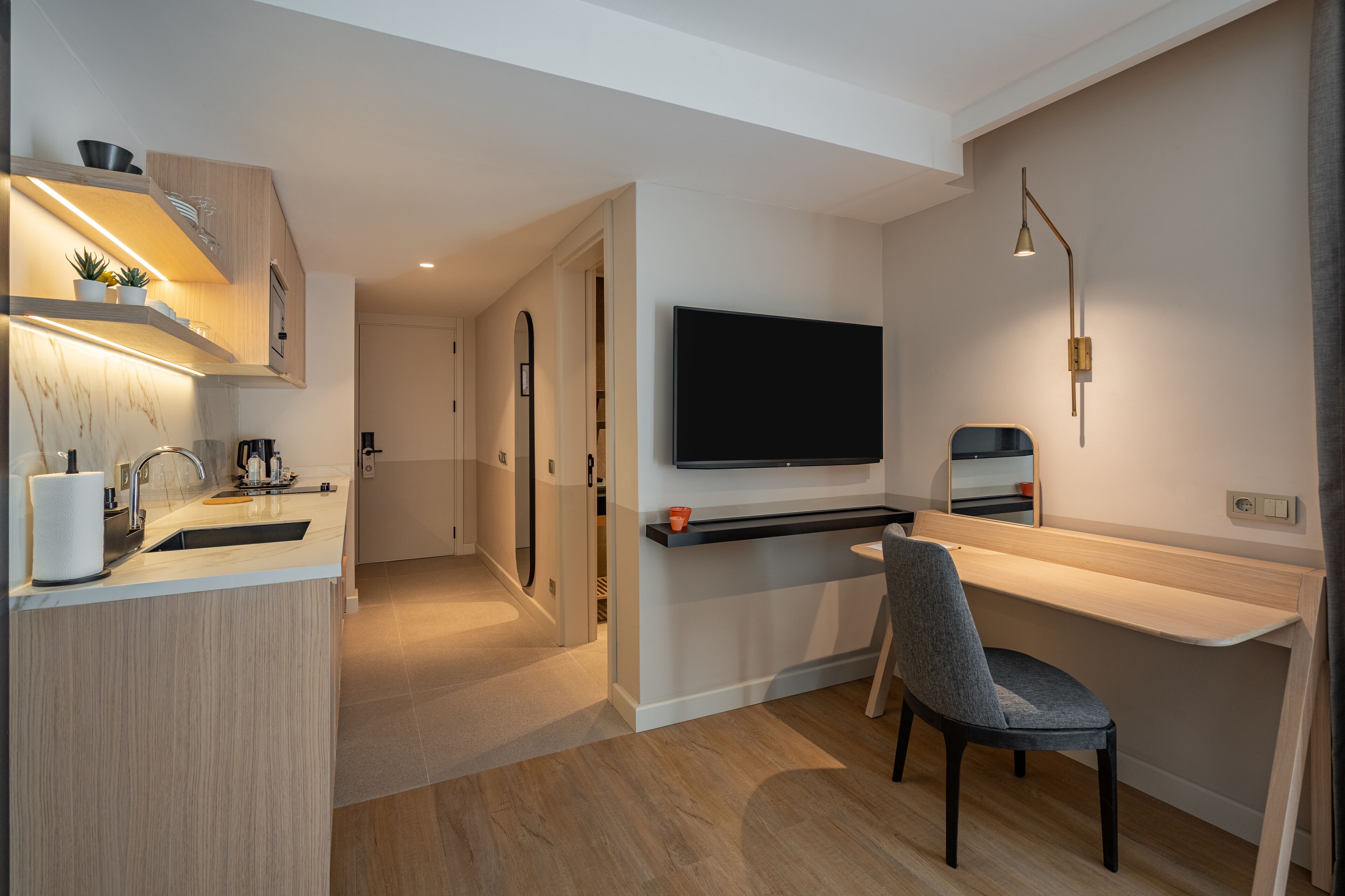 Oli Hotel And Suites