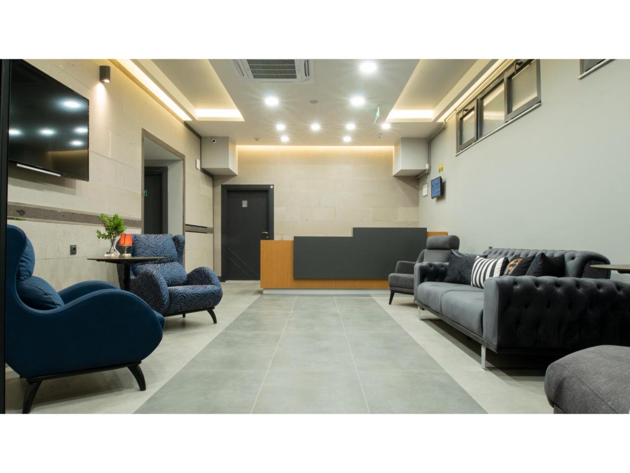 Opera Suites