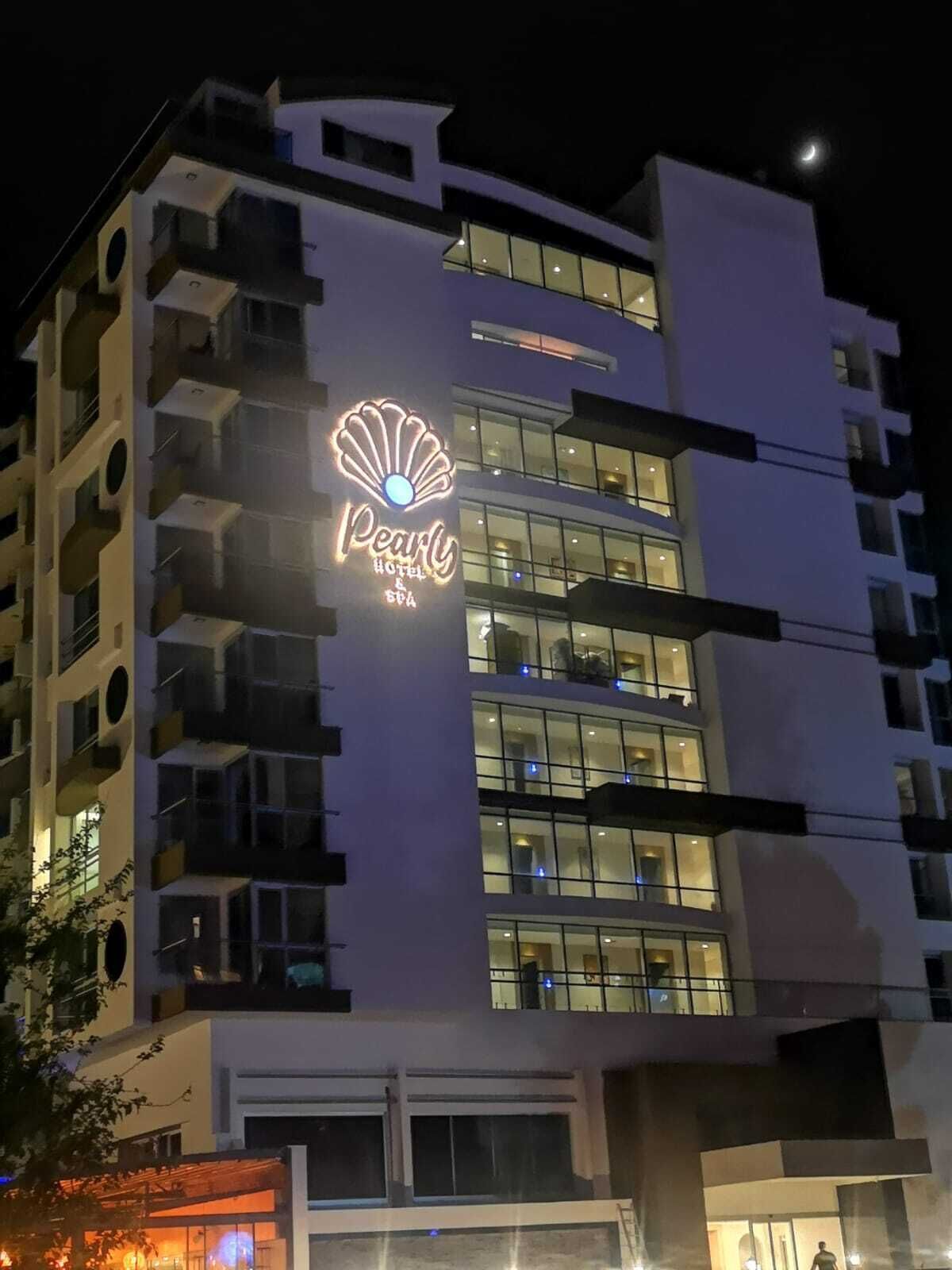 Pearly Hotel