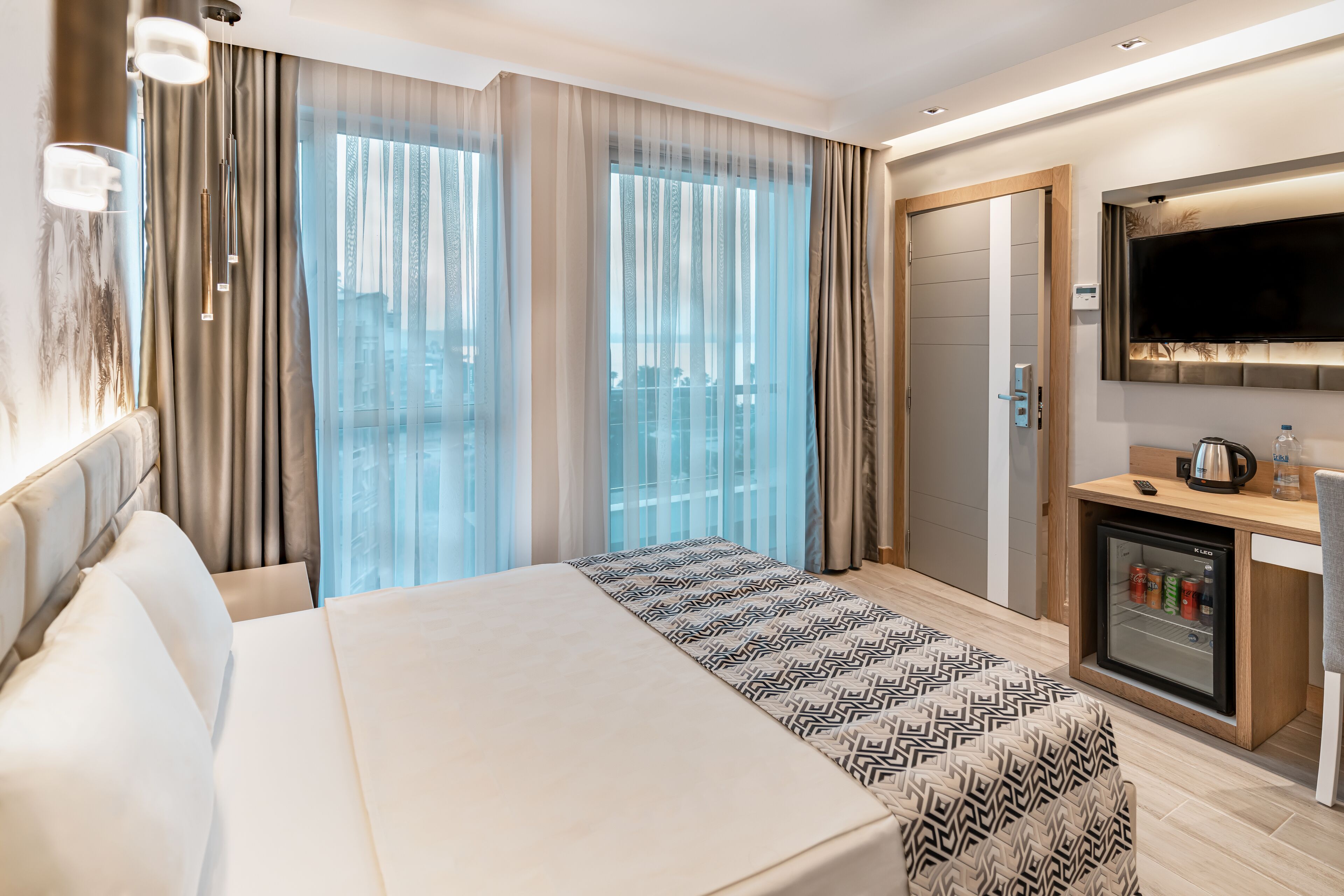 Pearly Hotel