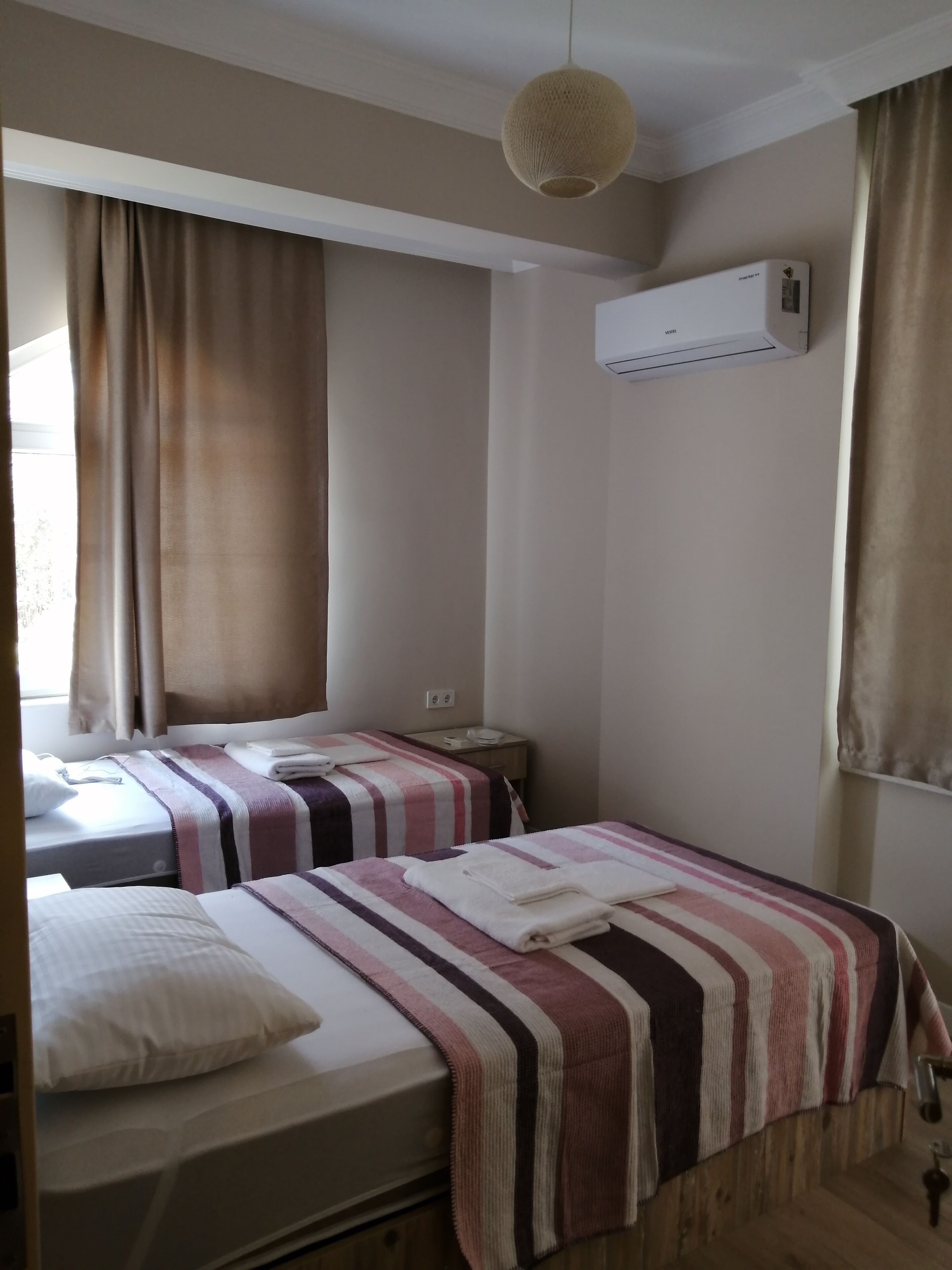 Rega Otel