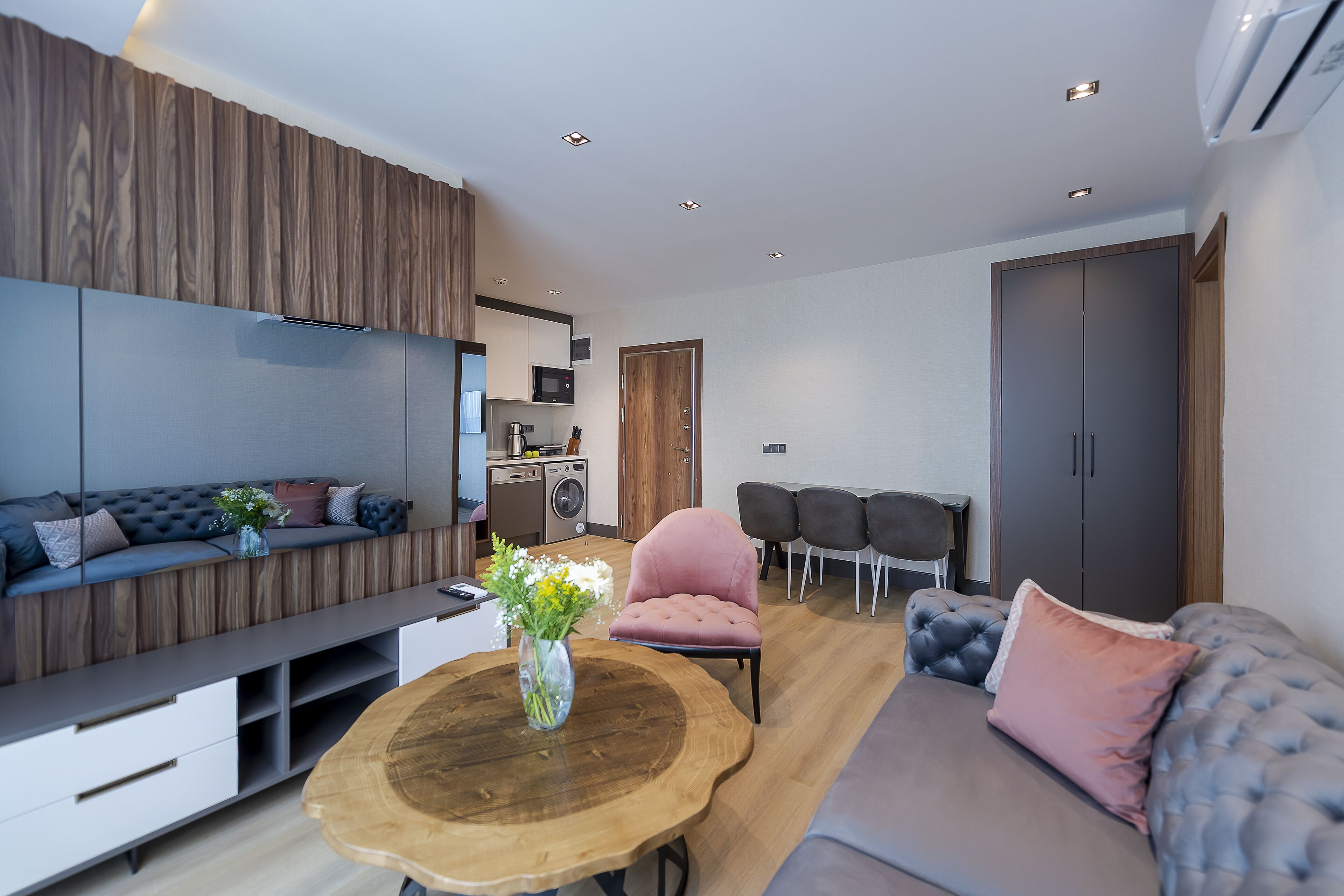 Sealife Royal Suites