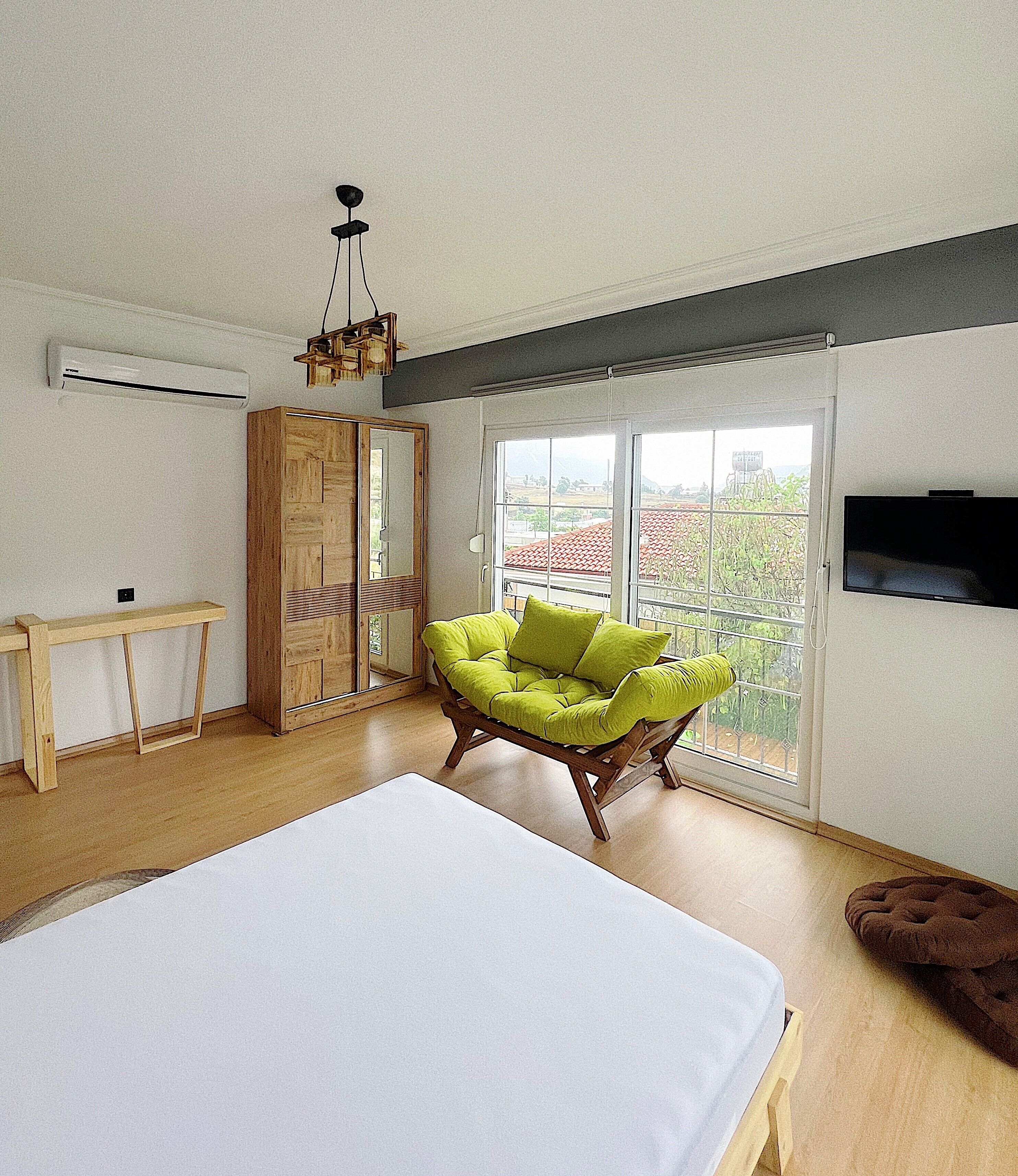 Lb Boutique Hotel