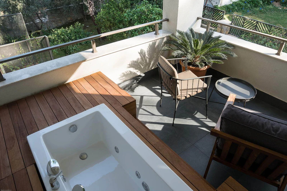 Melanippe Relaxing Hotel