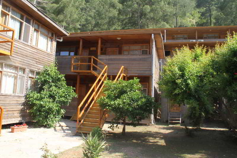 Türkmen Tree Houses