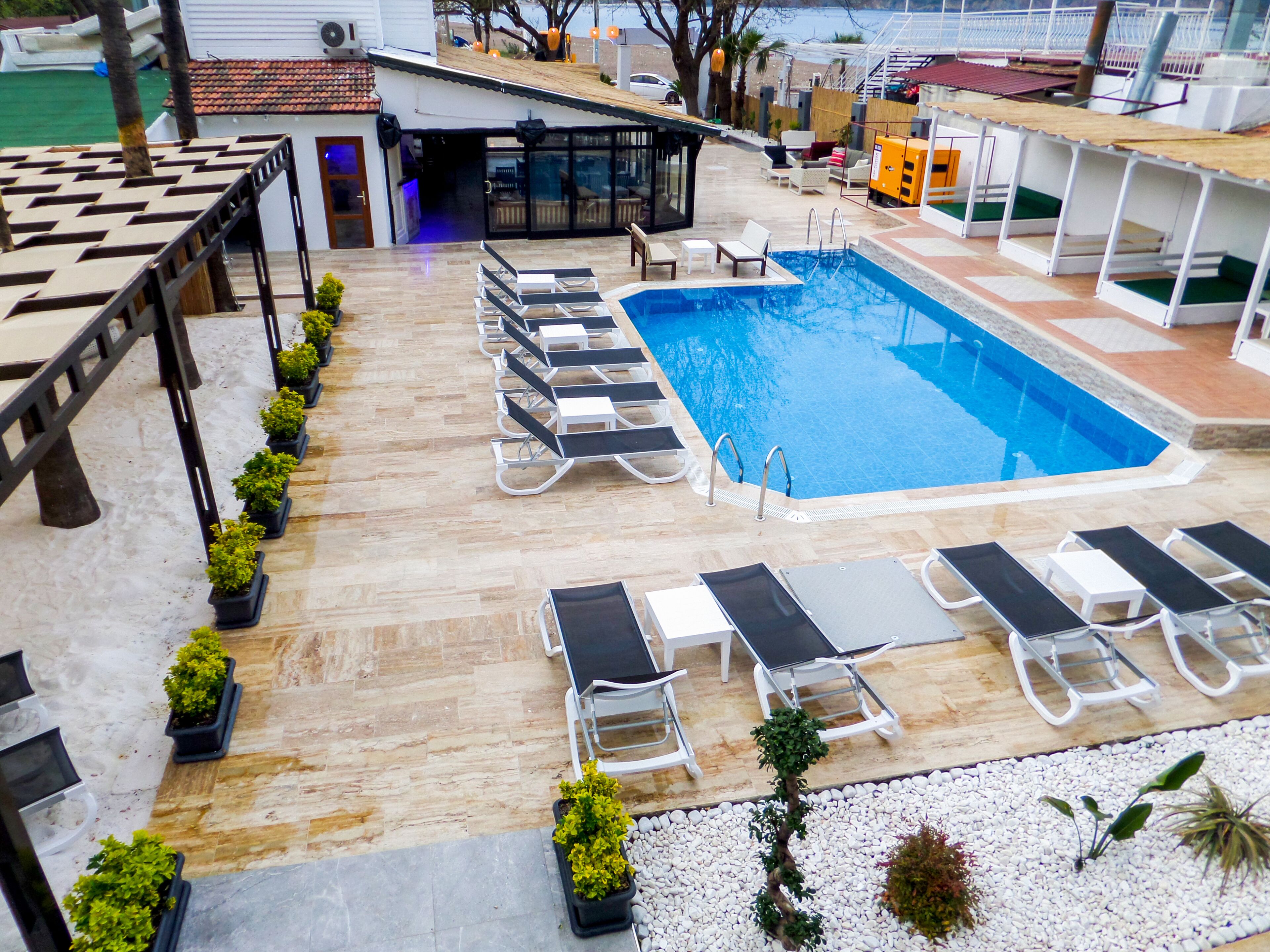 Zulu Hotel