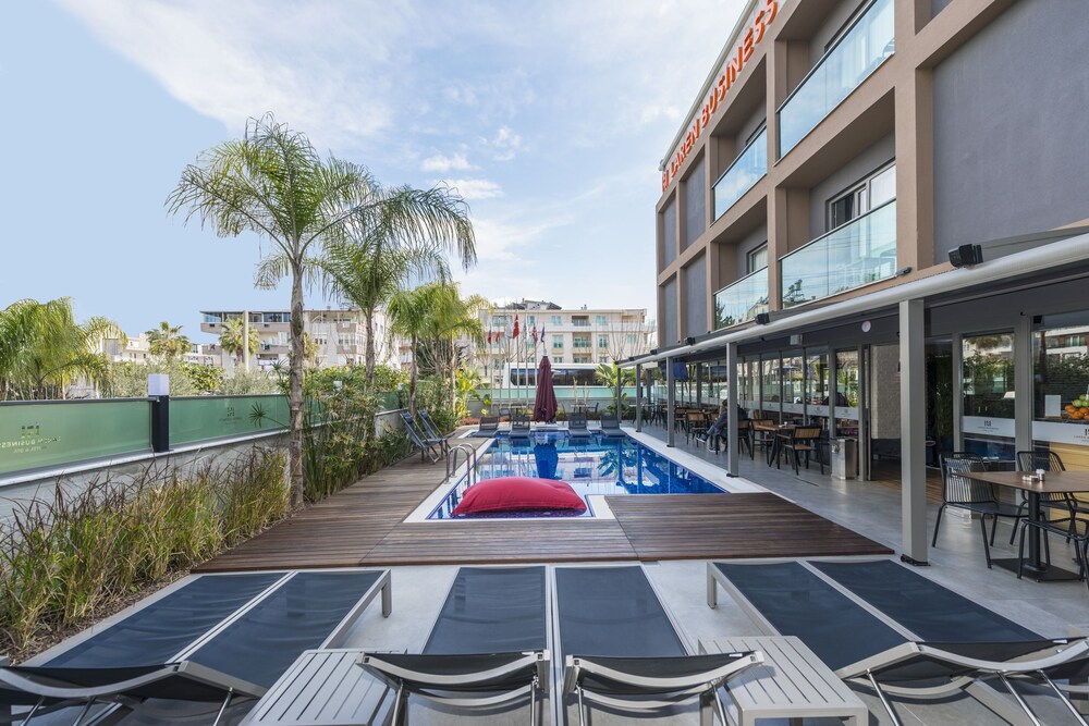 Laren Seaside Hotel & Spa